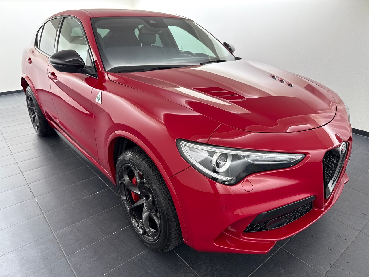 ALFA ROMEO Stelvio 2.9 V6 Quadrif.Q4-showroom-element-3