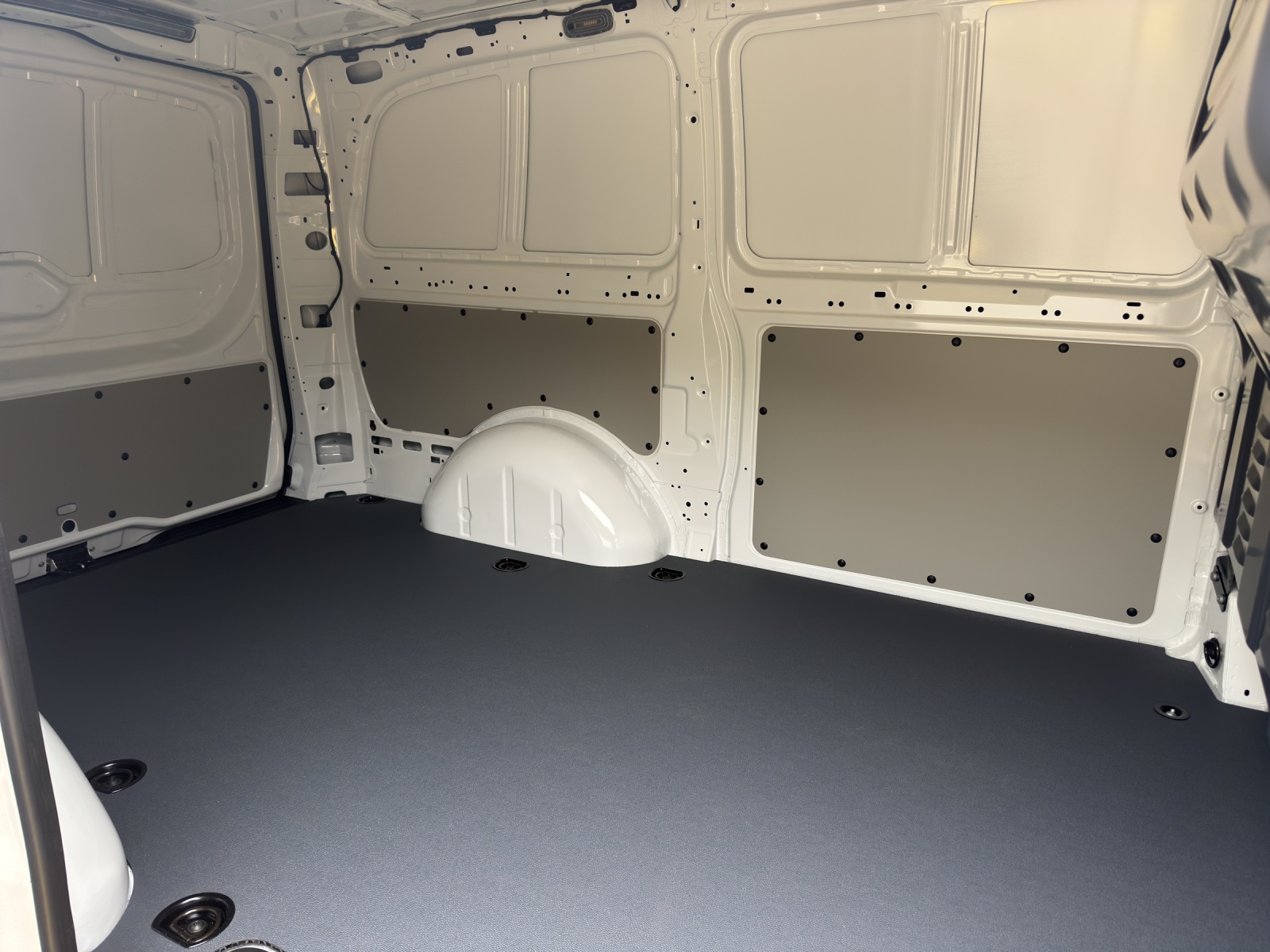 Image MERCEDES-BENZ VITO eVito 129 KA 3200mm L WORKER