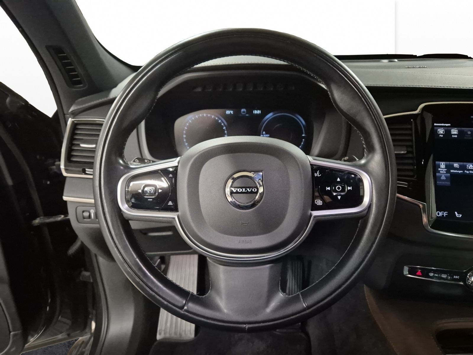 VOLVO XC90 2.0 T8 TE Inscription 7P. eAWD-image-10