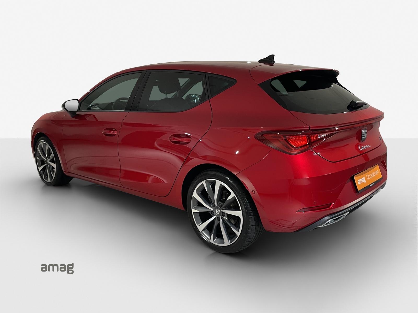 SEAT Leon 1.5 eTSI mHEV DSG FR-showroom-element-2