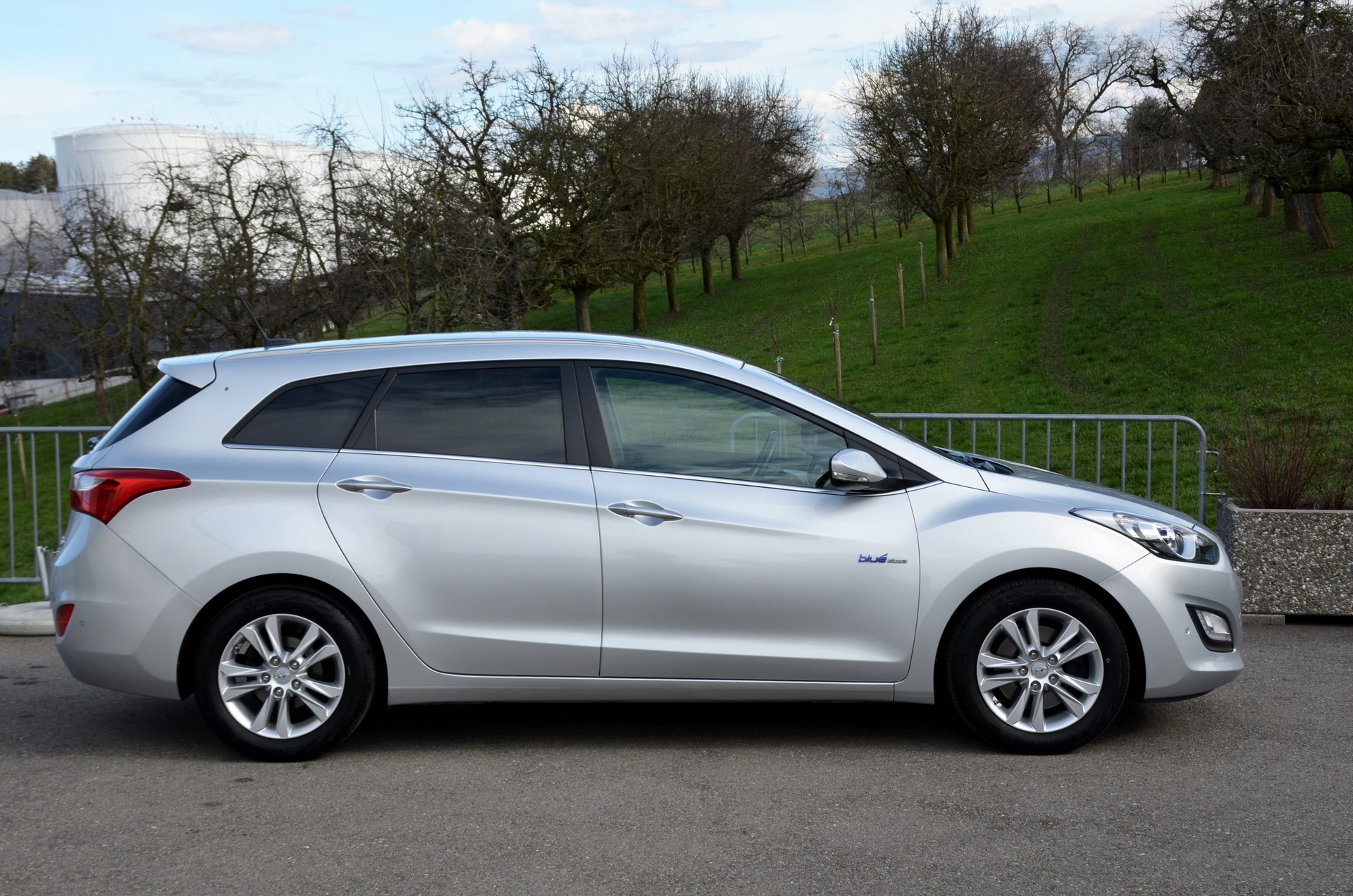 HYUNDAI i30 Wagon 1.6 CRDi Style-image-4