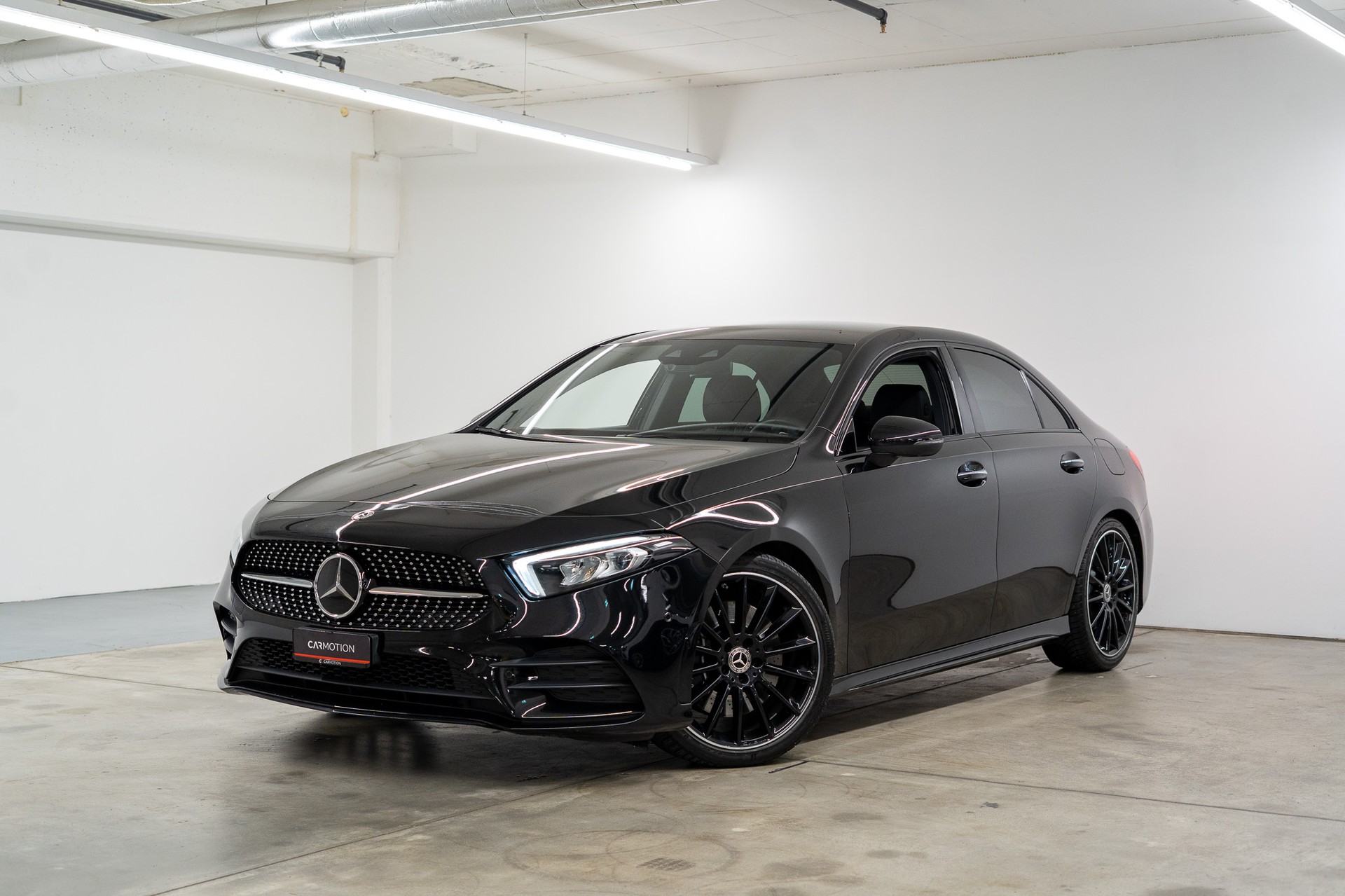 MERCEDES-BENZ A 250 AMG Line 4m Limousine *CH-Fahrzeug*