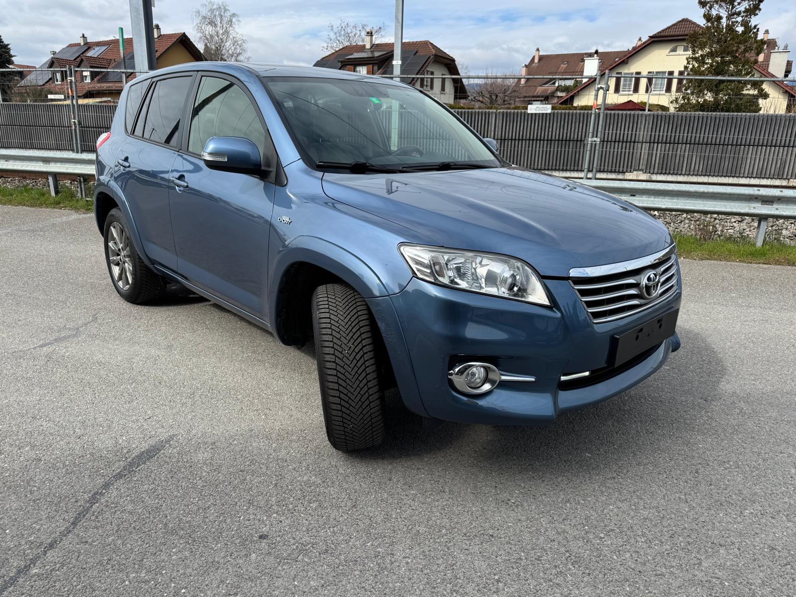 TOYOTA RAV-4 2.2D-CAT Linea Sol Premium AT-showroom-element-1