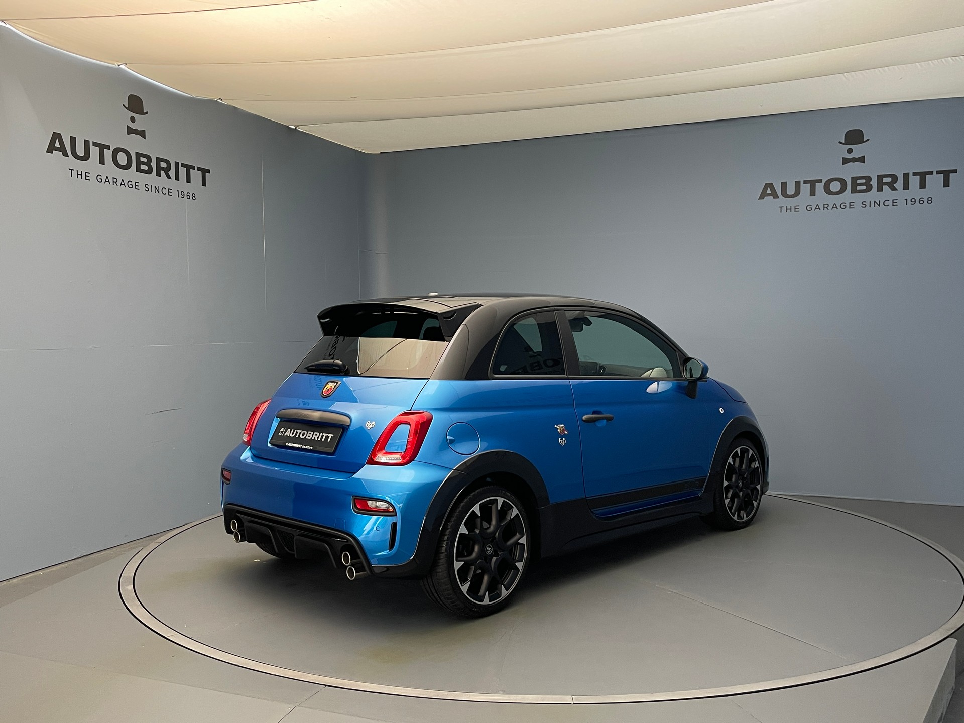 FIAT 695 Abarth 1.4 T-Jet 180 131 Rally Tributo-showroom-element-3