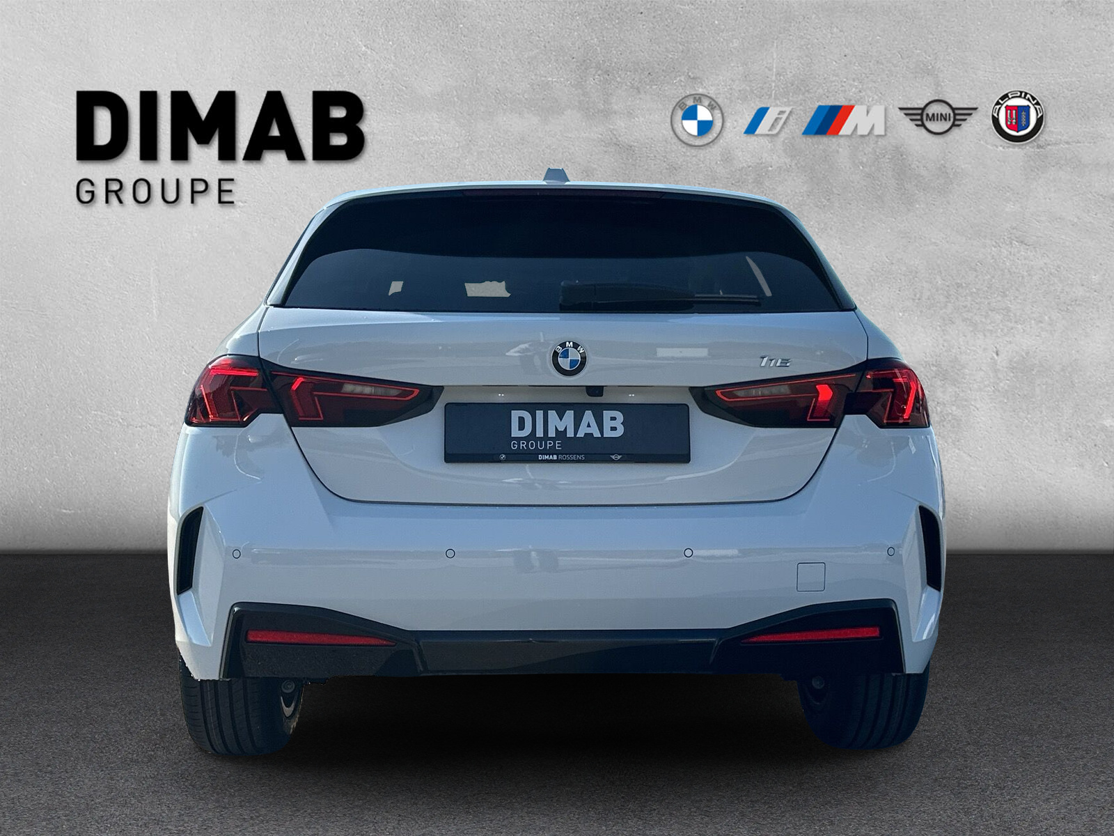 BMW 116 Steptronic-showroom-element-3