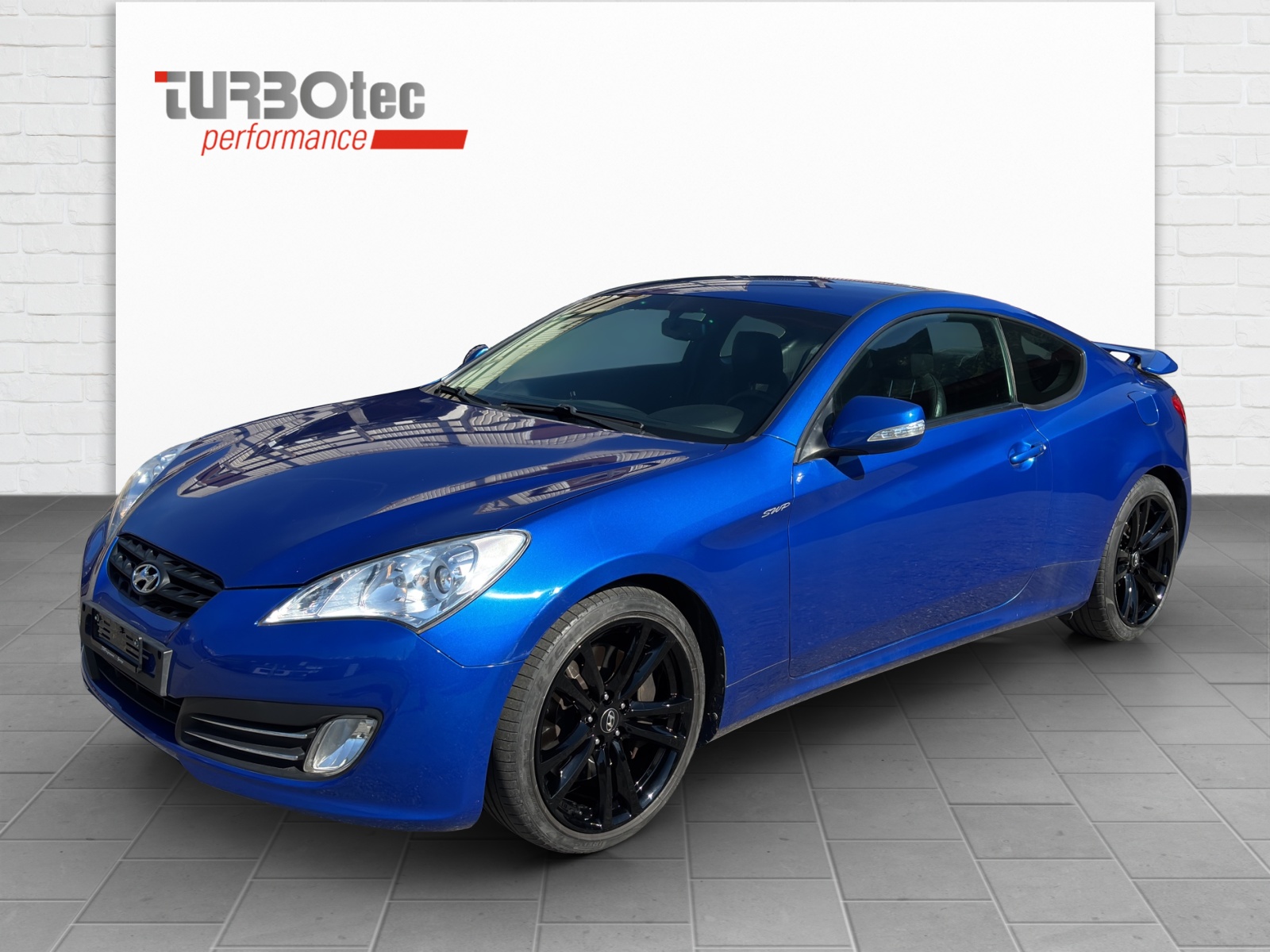 HYUNDAI Genesis 3.8 V6 Automatic