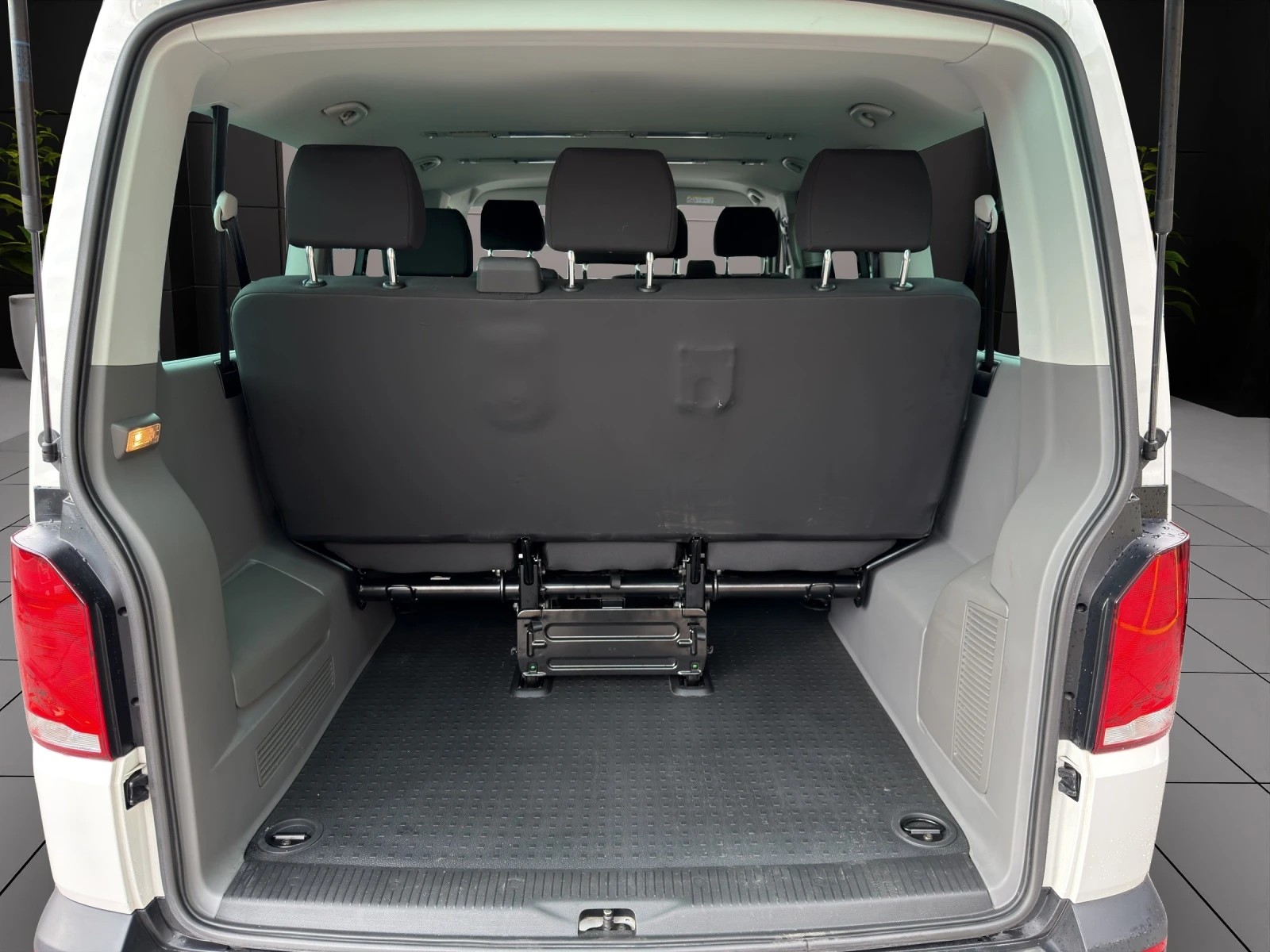 Image VW T61 VW T6.1 Caravelle 2.0 TDI Trendline Liberty