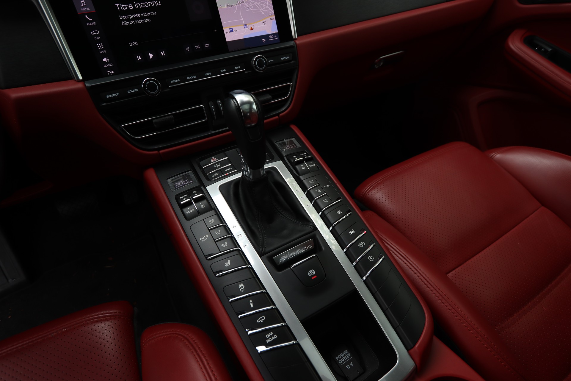 PORSCHE Macan GTS PDK-image-18