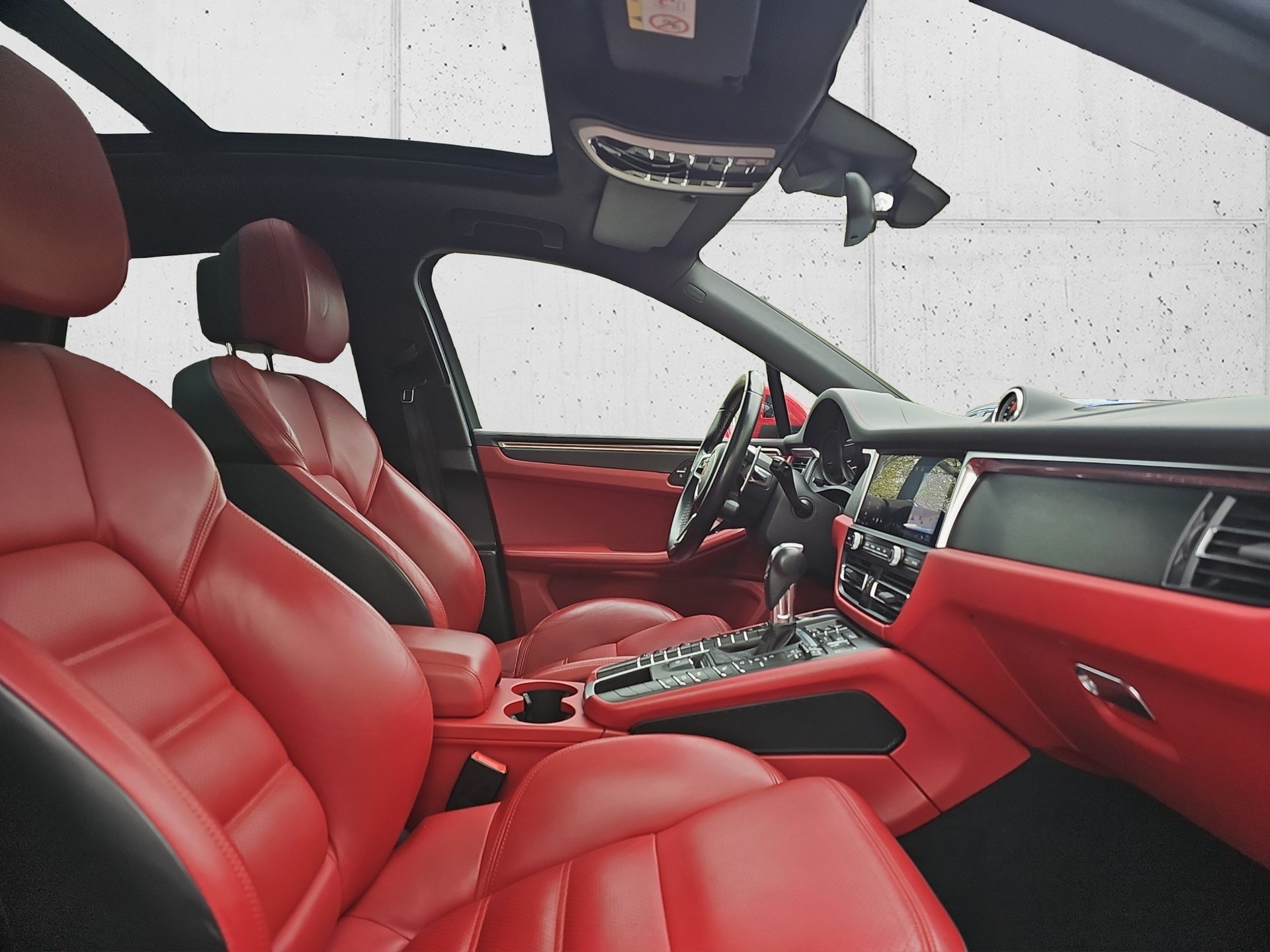 PORSCHE Macan GTS PDK-image-21