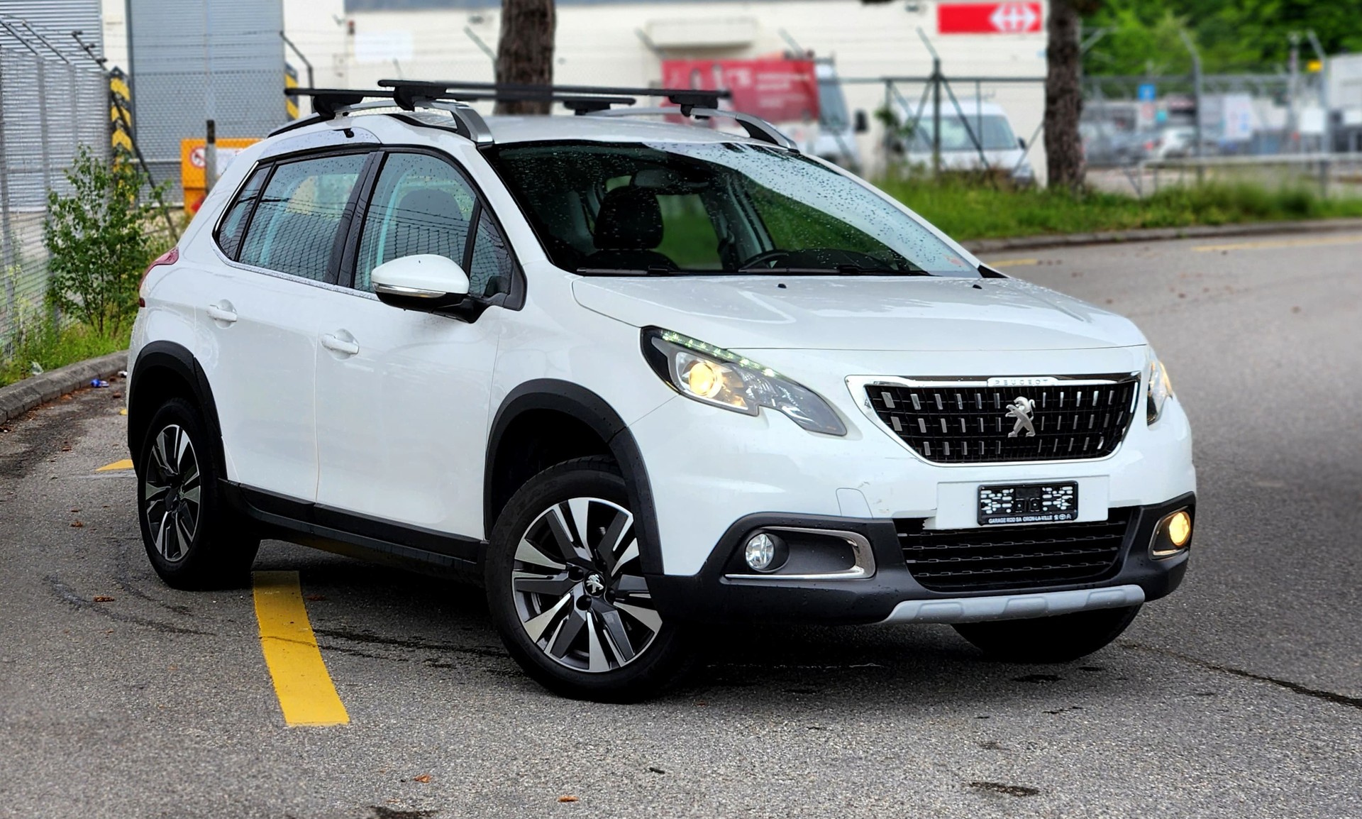 PEUGEOT 2008 1.2 PureTech Allure