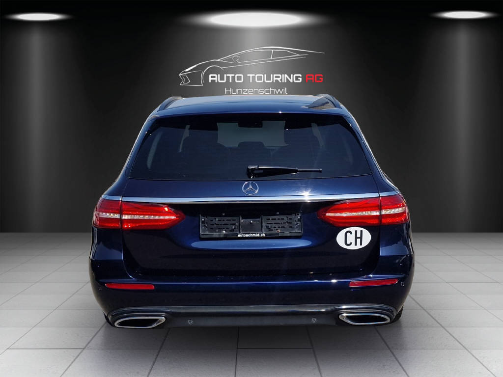MERCEDES-BENZ E 220 d Swiss Star Avantgarde 4matic Kombi-image-3
