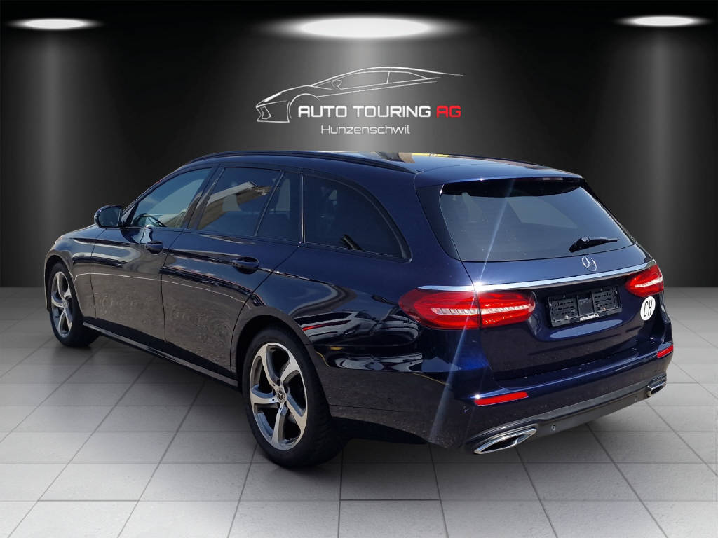 MERCEDES-BENZ E 220 d Swiss Star Avantgarde 4matic Kombi-image-4