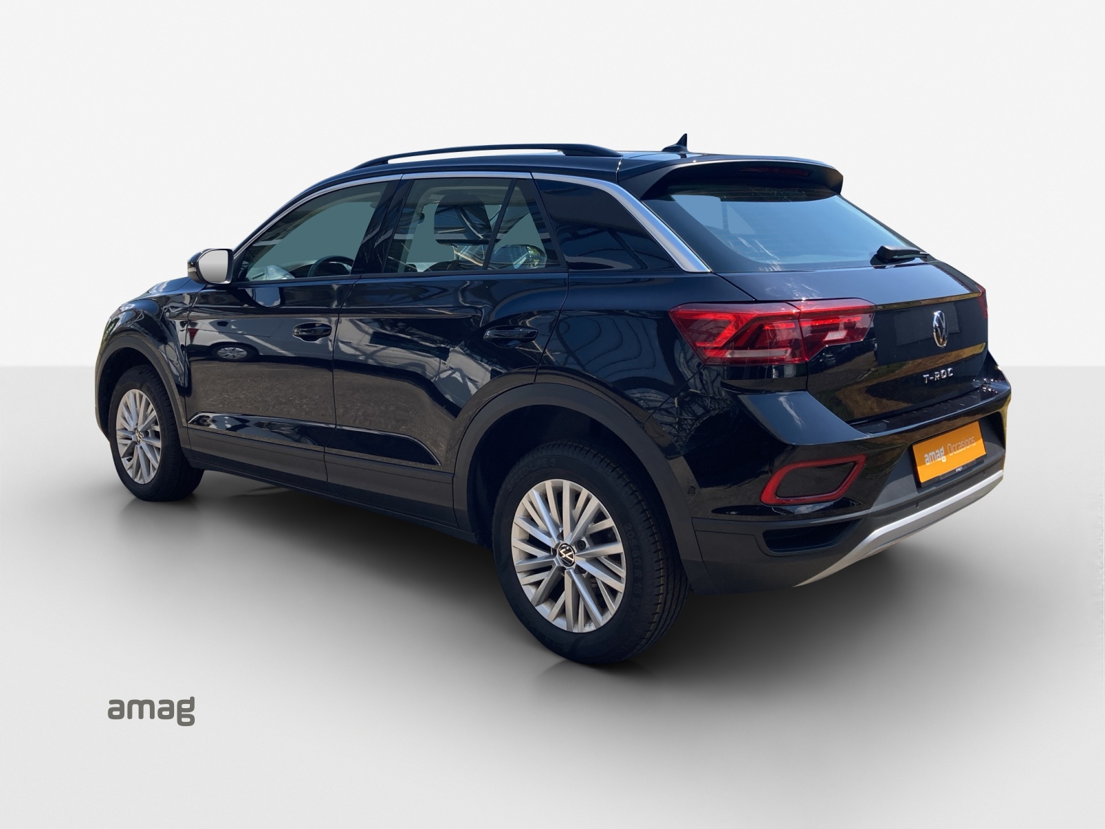VW T-Roc 1.5 TSI EVO Life DSG-showroom-element-2