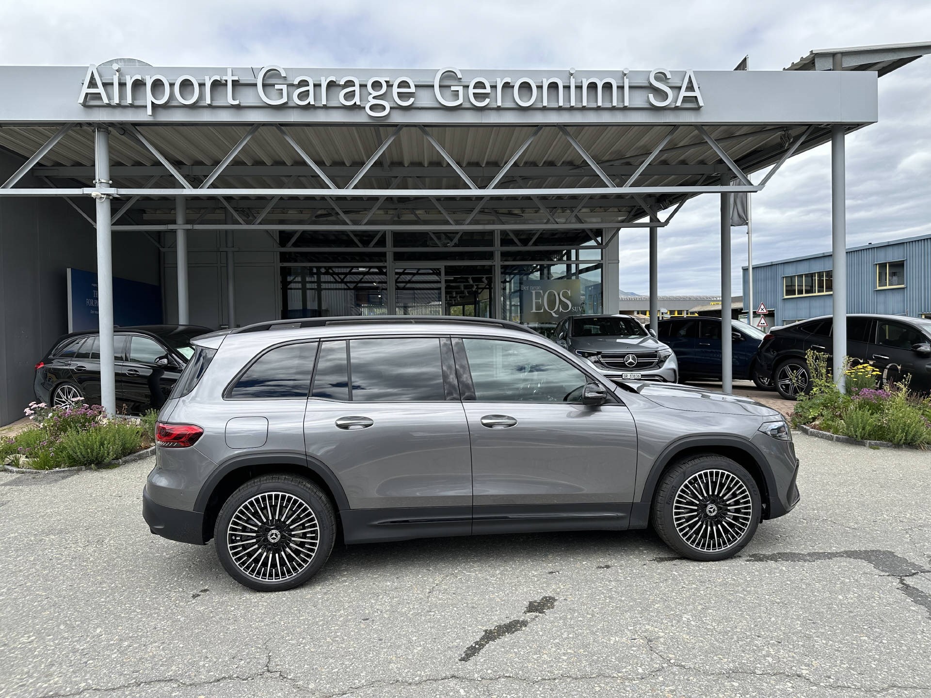 MERCEDES-BENZ EQB 350 AMG Line 4matic
