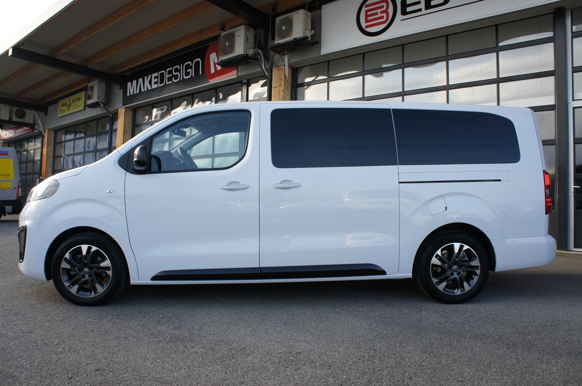 OPEL Zafira Life 2.0 CDTI Business Edition L Automatik-showroom-element-1