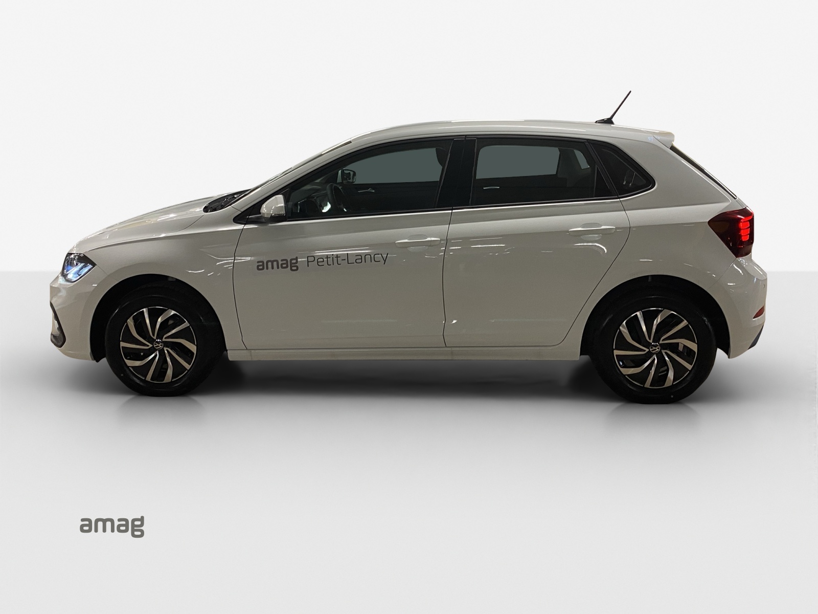 VW Polo 1.0 TSI Life DSG-showroom-element-1