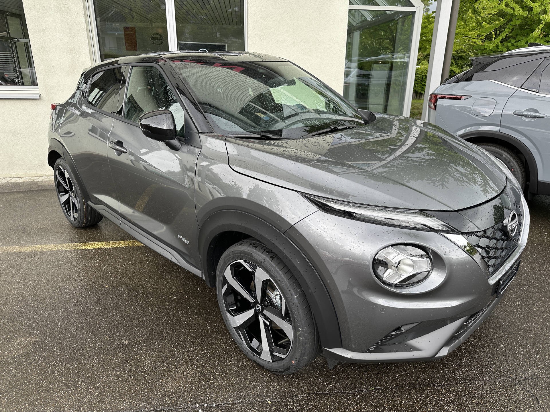 NISSAN Juke 1.6 Hybrid Tekna (SUV / Gelndewagen)