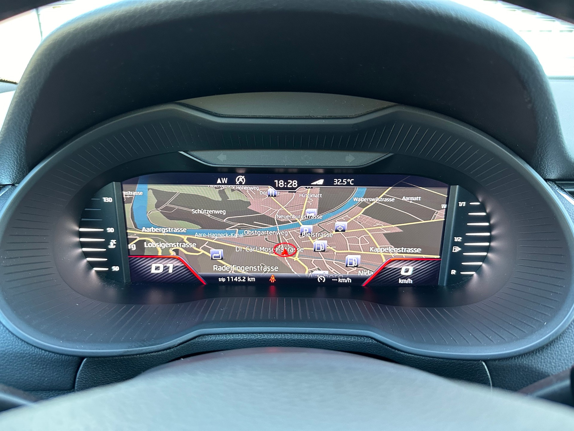 SKODA Octavia Combi 2.0 TSI RS DSG-image-10