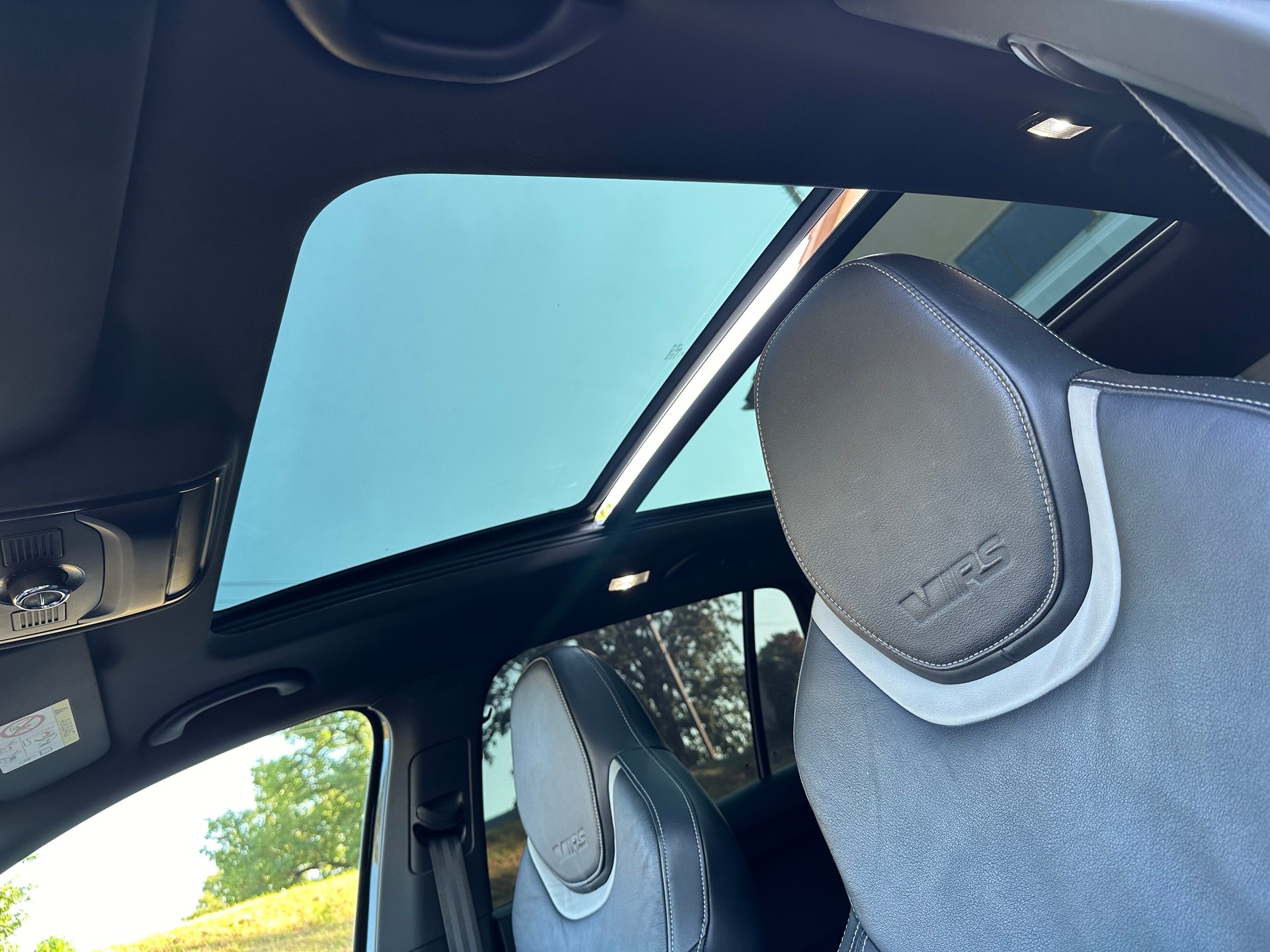 SKODA Octavia Combi 2.0 TSI RS DSG-image-14