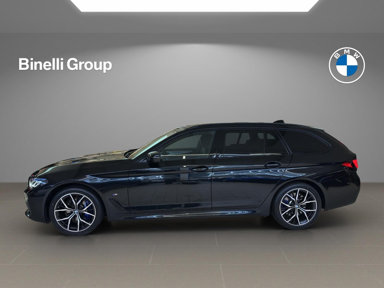 BMW 530i xDrive Touring Pure M Sport-showroom-element-1