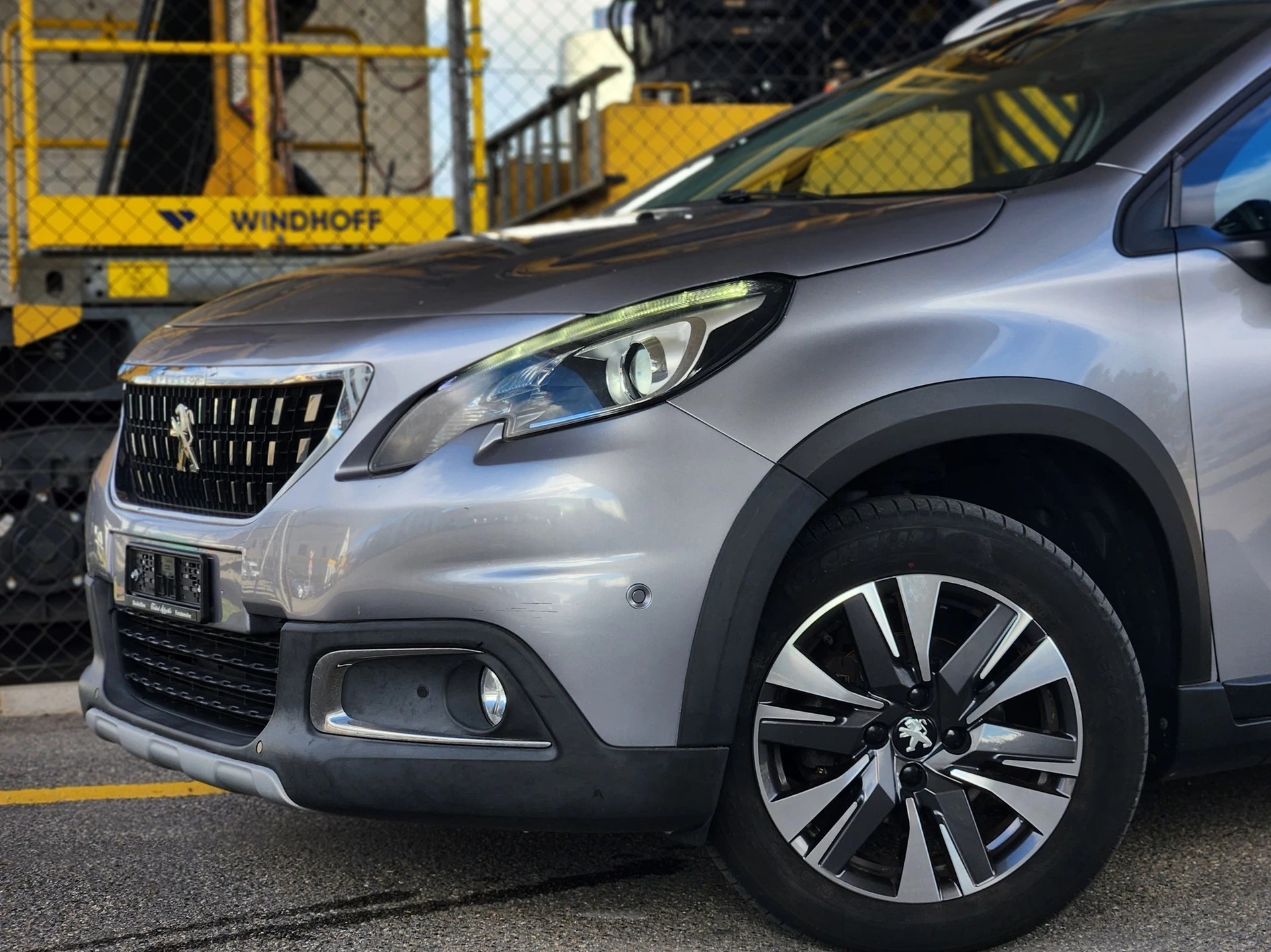 PEUGEOT 2008 1.6 BlueHDi Access-showroom-element-3