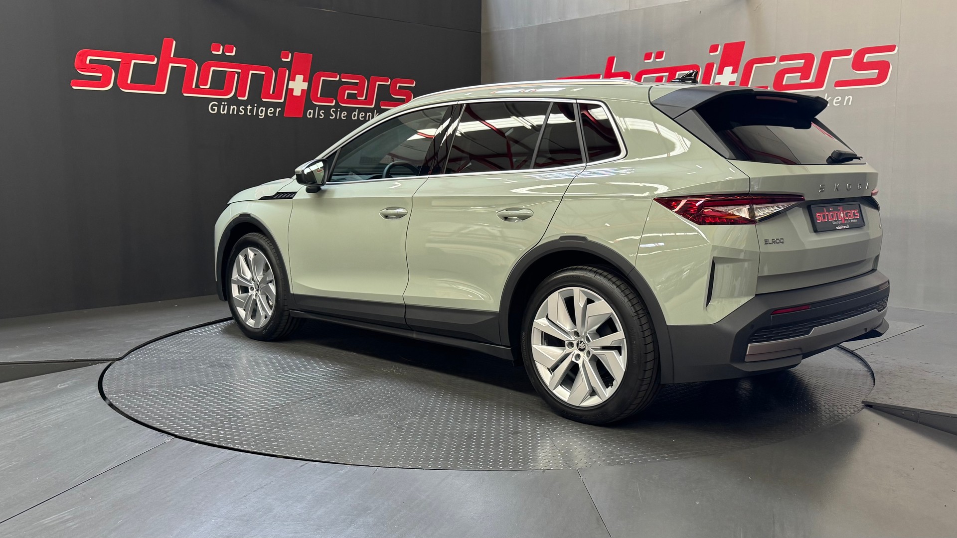 SKODA Elroq 85 PLUS-showroom-element-3