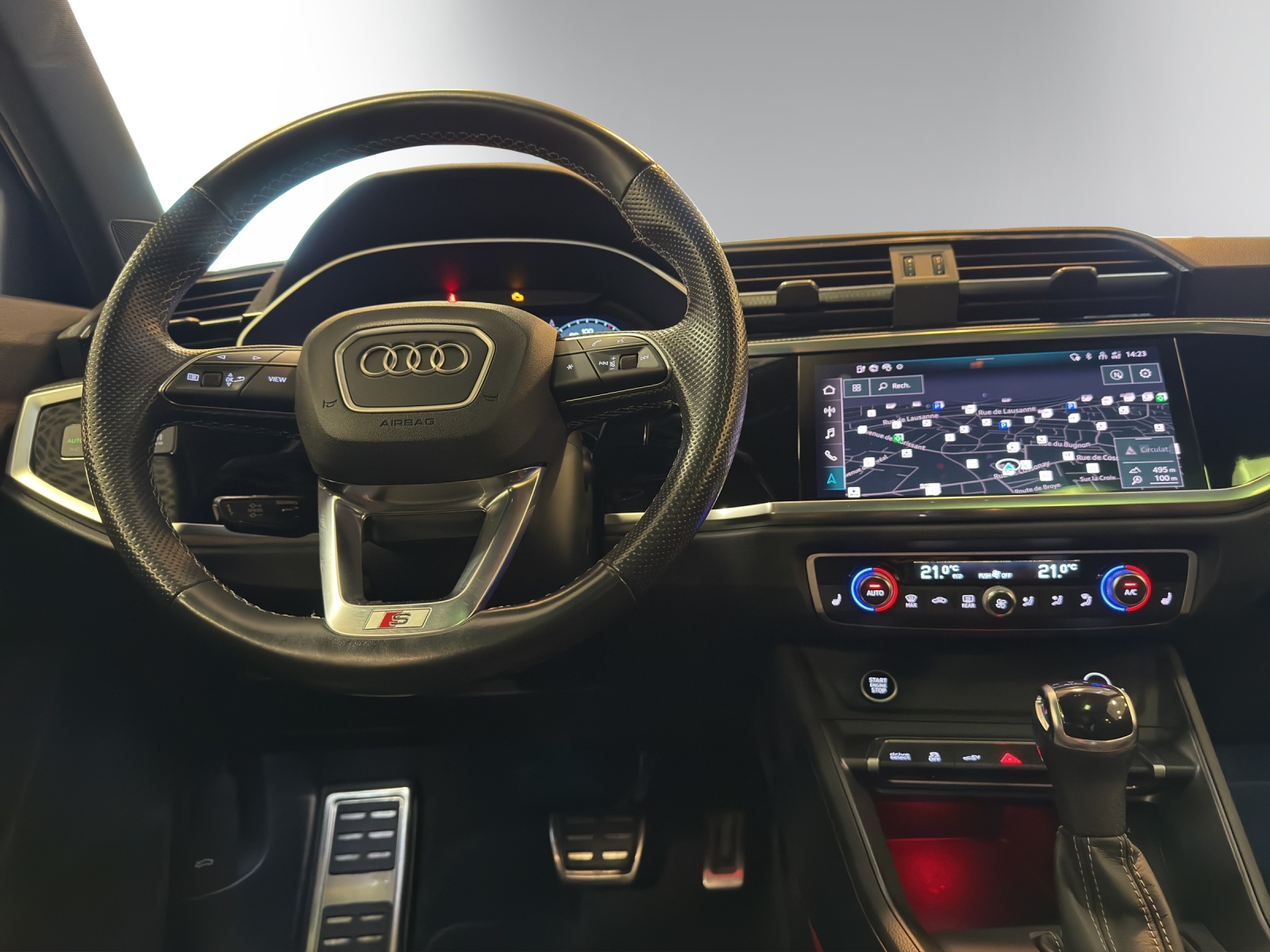 Image AUDI Q3 Q3 45 TFSI e S line Attraction S-tronic
