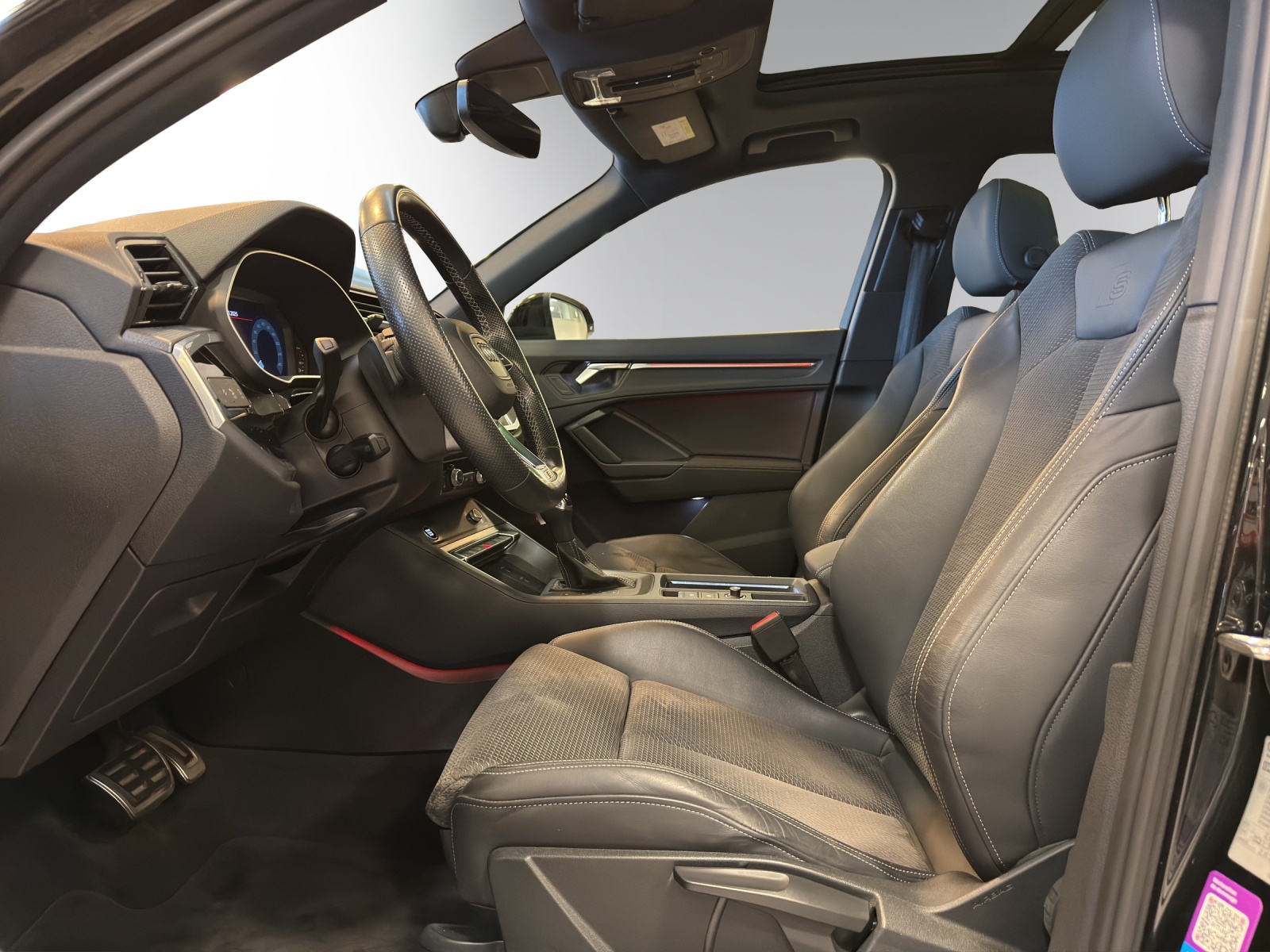 Image AUDI Q3 Q3 45 TFSI e S line Attraction S-tronic