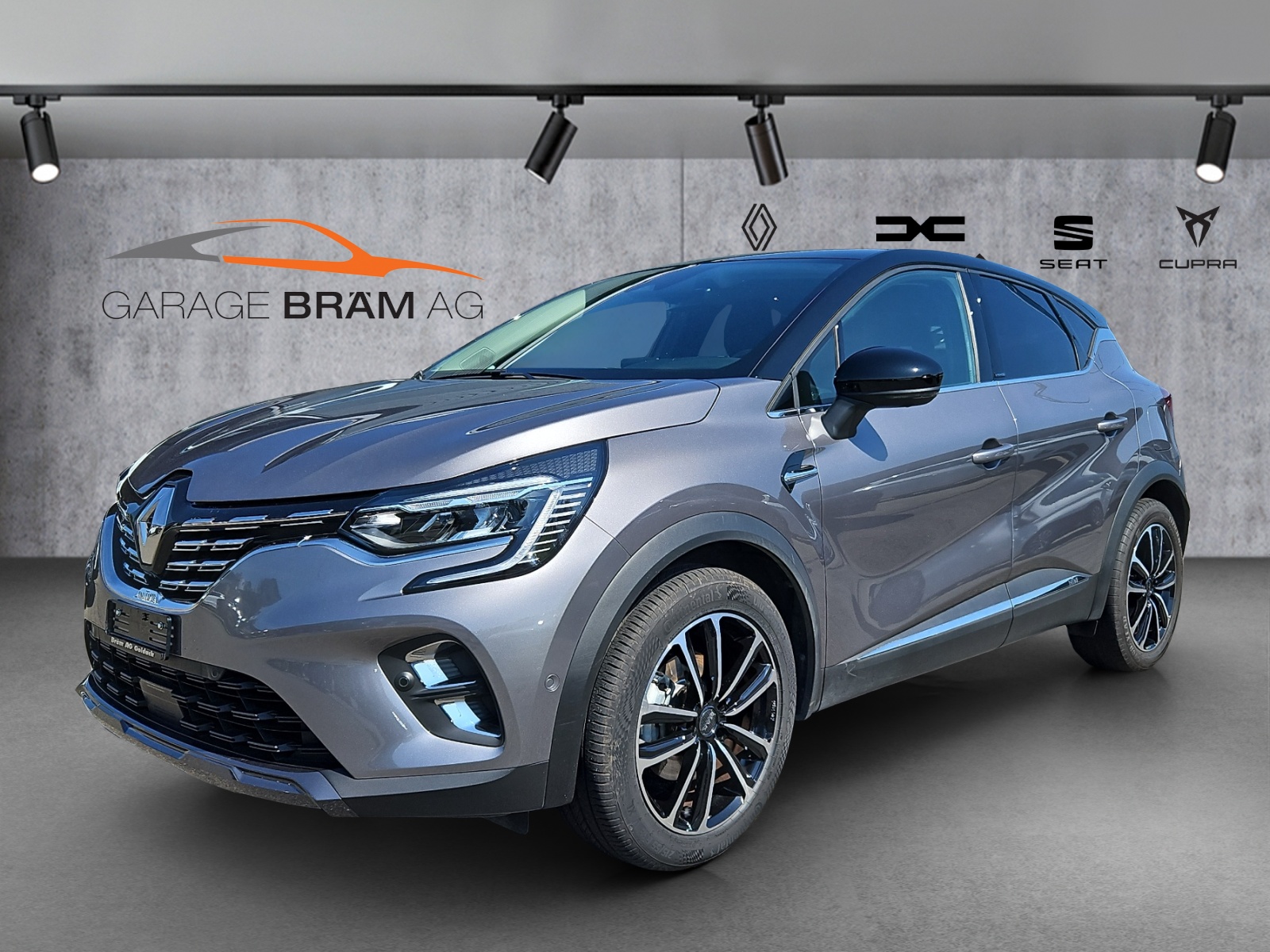 RENAULT Captur 1.6 E-Tech Initiale Paris DHT