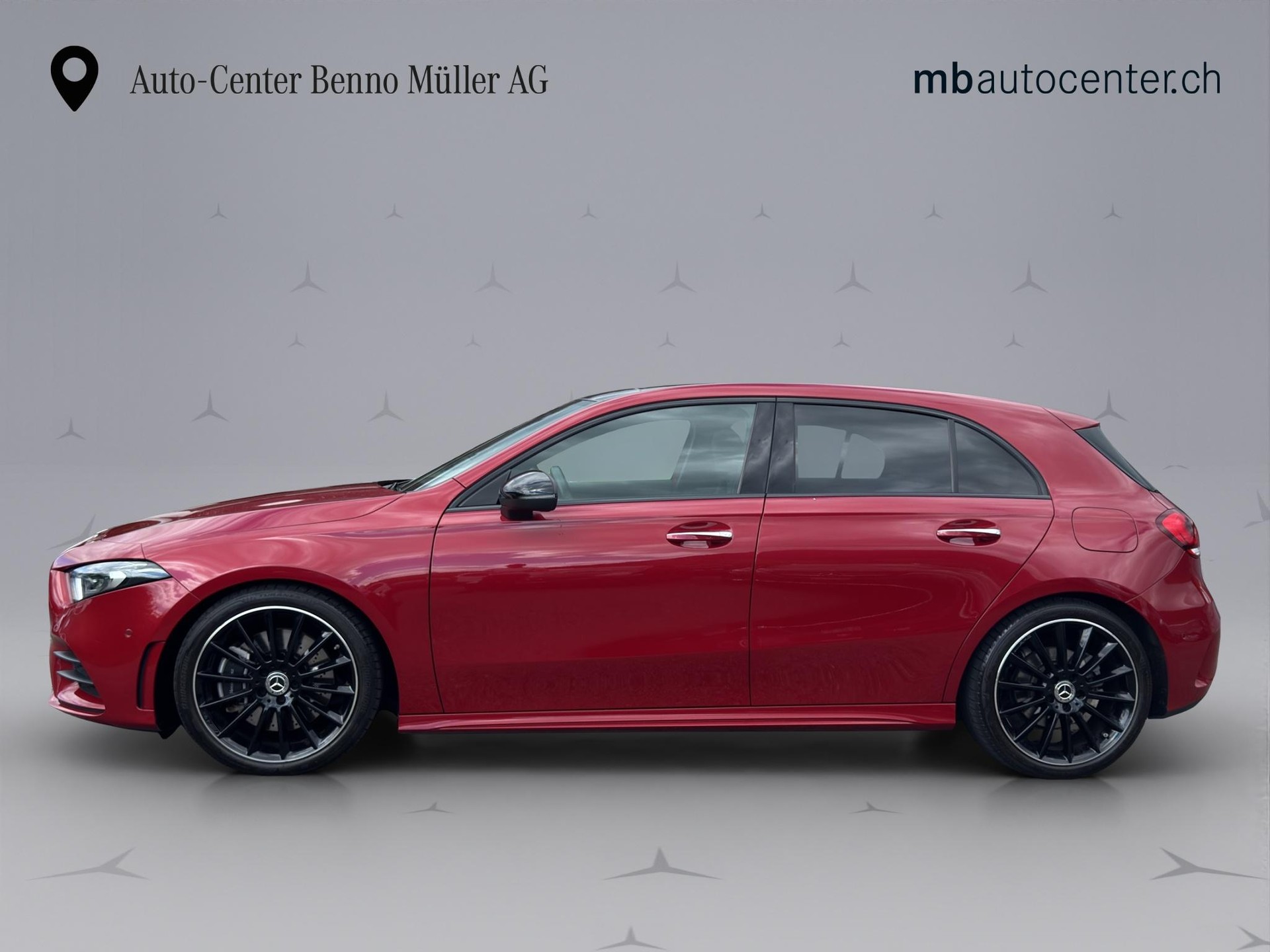 MERCEDES-BENZ A 250 AMG Line 4m-showroom-element-1