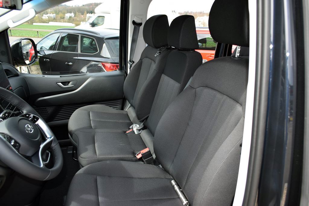 HYUNDAI Staria Wagon 1.6 GDi HEV Amplia-image-7