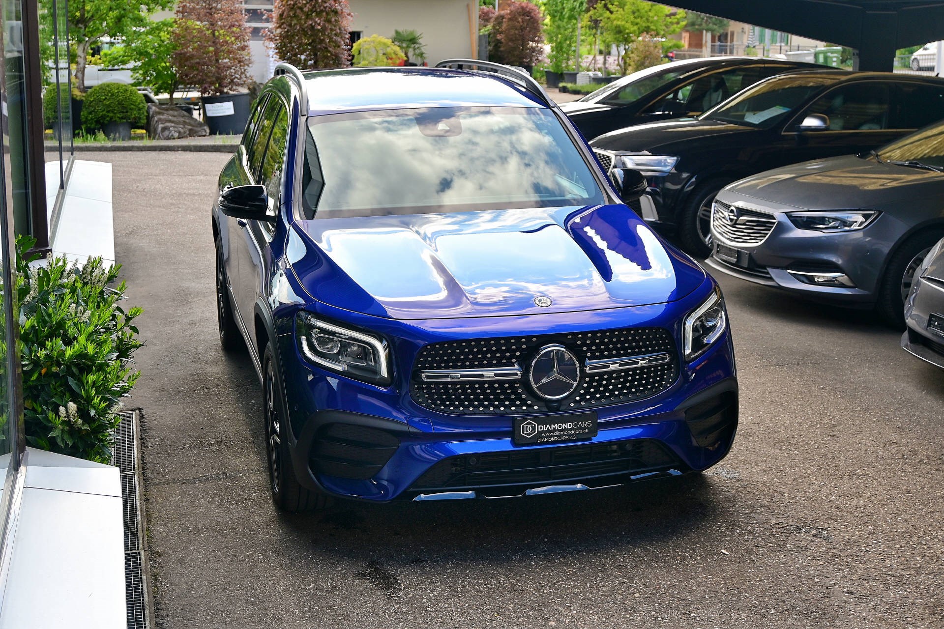 MERCEDES-BENZ GLB 220 d AMG Line 4matic-showroom-element-2