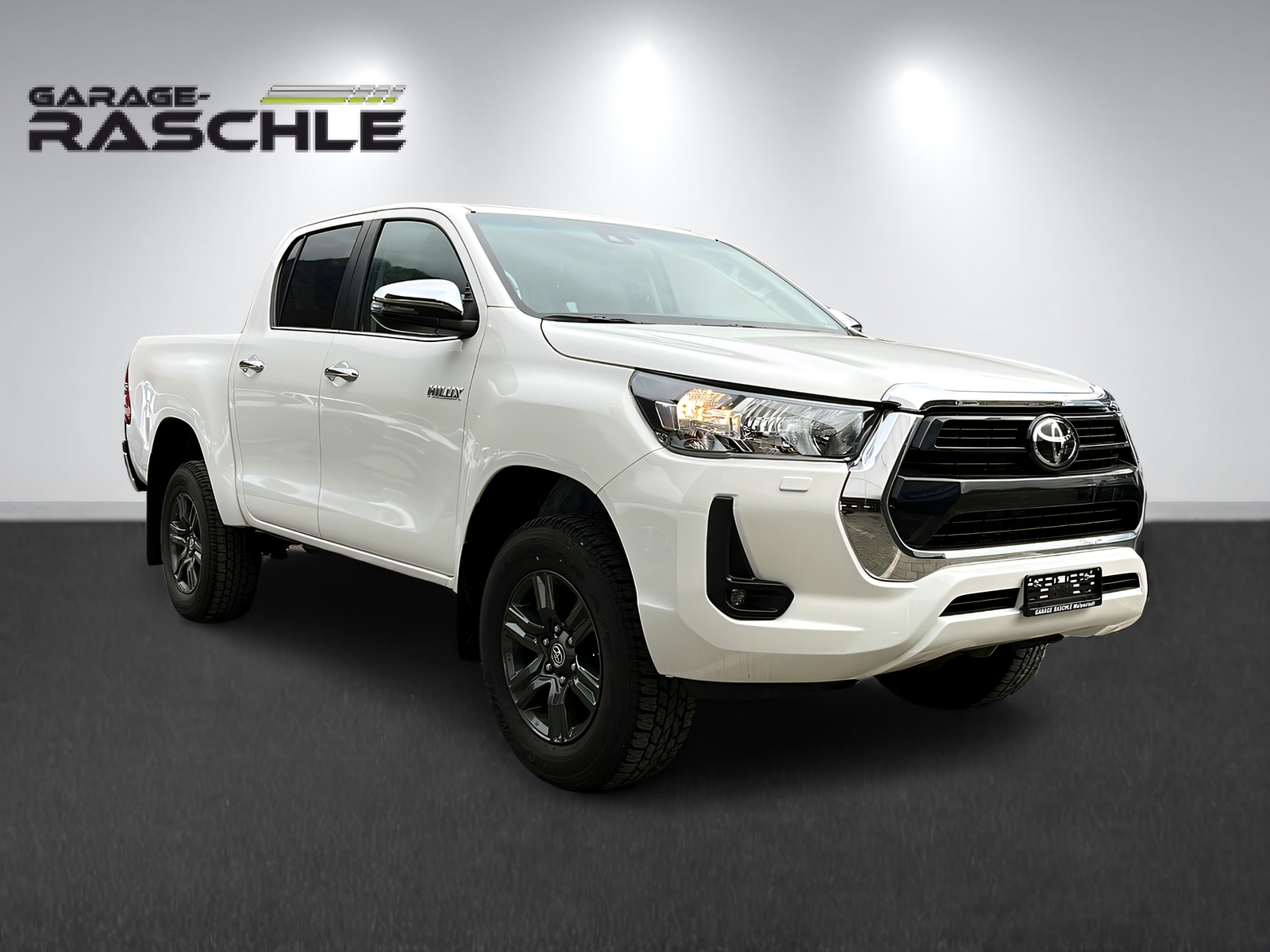 TOYOTA Hilux 2.4D-4D Style Double Cab 4x4 A