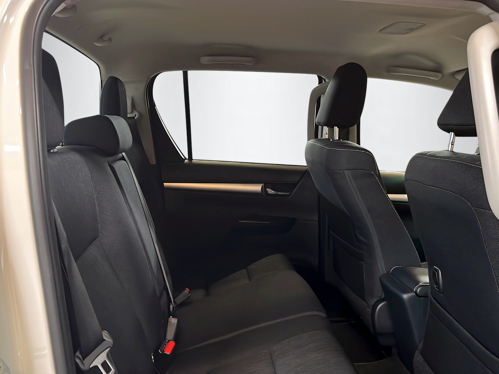 TOYOTA Hilux 2.4D-4D Style Double Cab 4x4 A-image-9