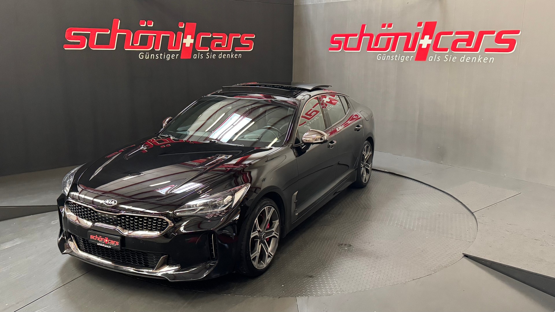 KIA Stinger 3.3 T-GDi GT Automat AWD-showroom-element-1