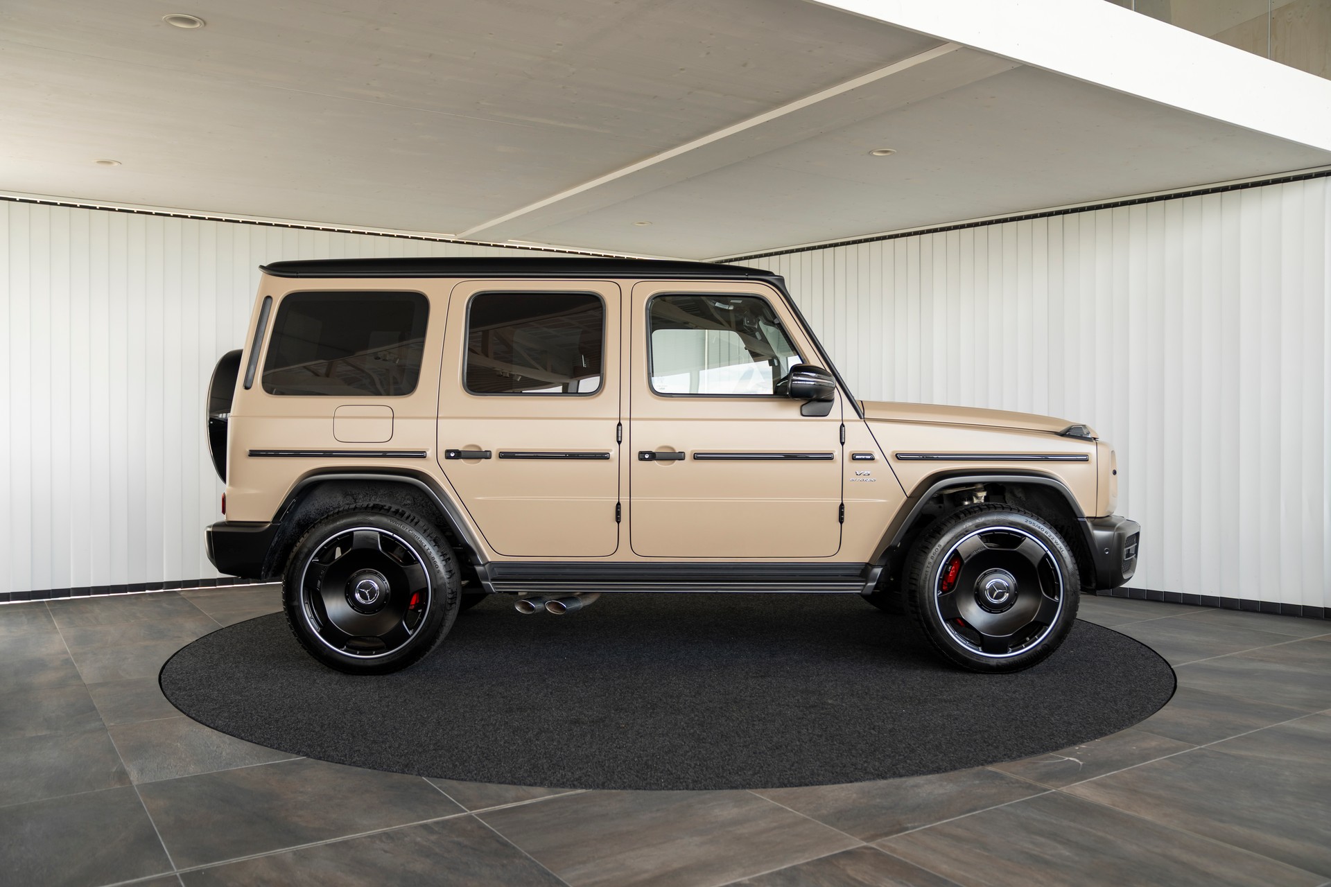 MERCEDES-BENZ G 63 AMG Speedshift Plus G-Tronic-showroom-element-3