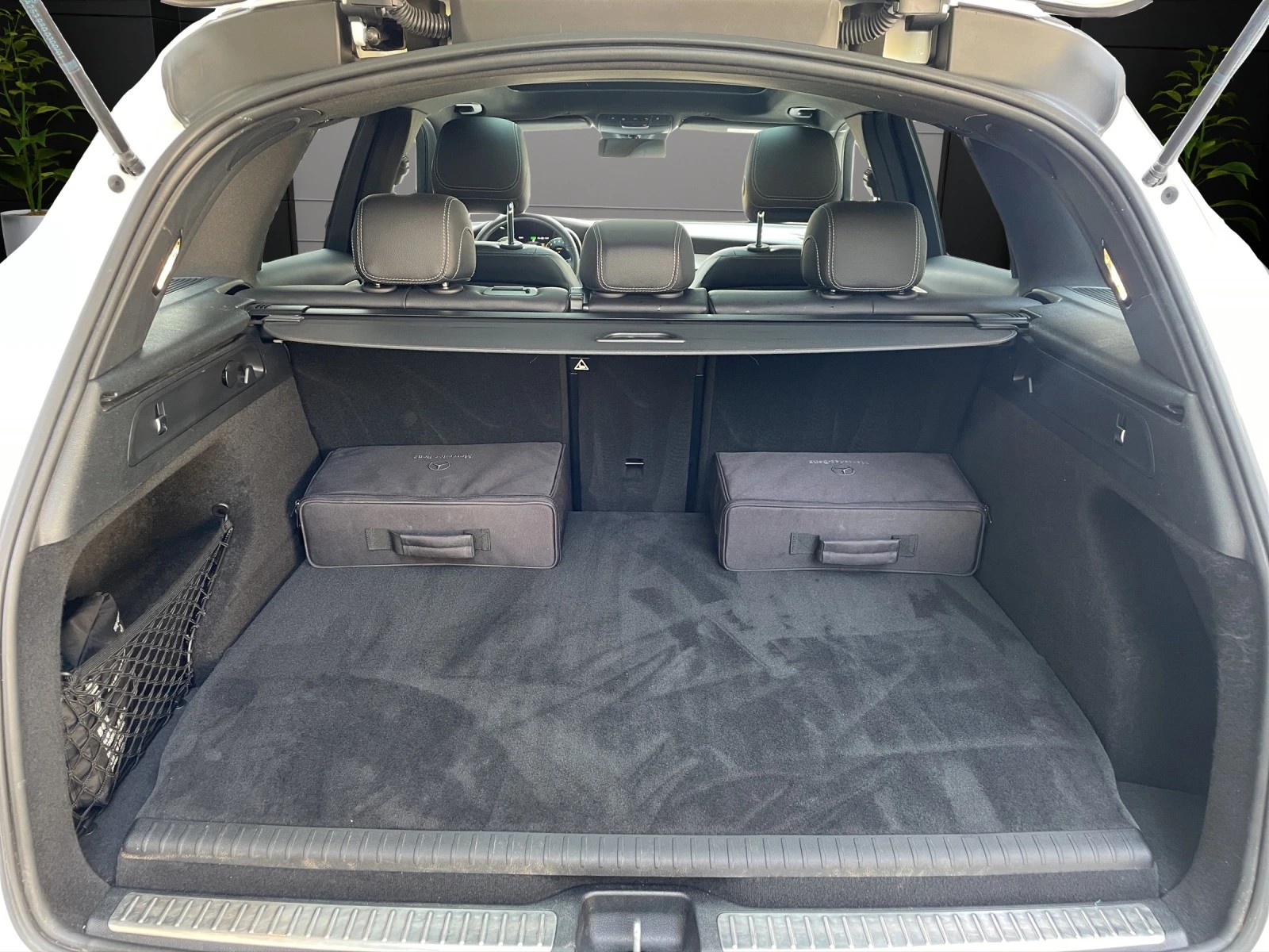 Image MERCEDES-BENZ GLC-300 GLC 300 e AMG Line 4Matic 9G-Tronic