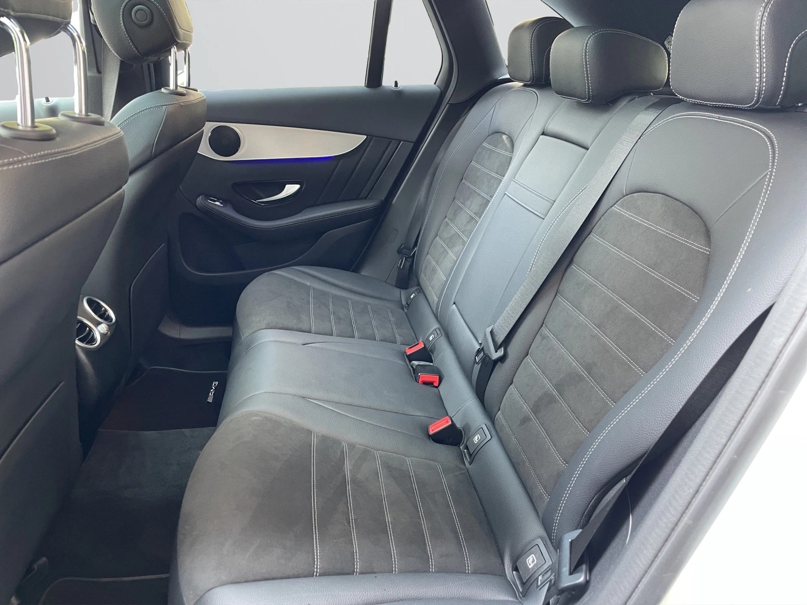 Image MERCEDES-BENZ GLC-300 GLC 300 e AMG Line 4Matic 9G-Tronic