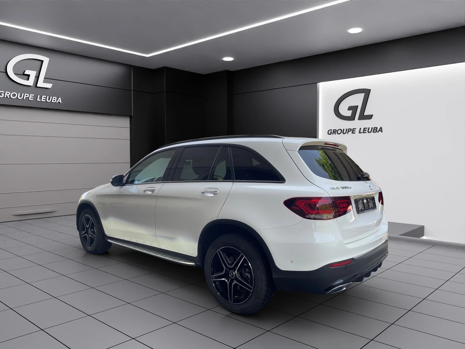 Image MERCEDES-BENZ GLC-300 GLC 300 e AMG Line 4Matic 9G-Tronic