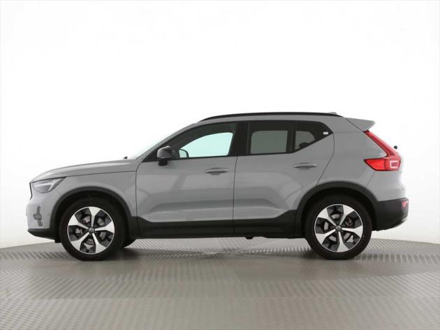 Image VOLVO XC40 XC40 B3 Benzin Mild Hybrid Plus Dark DCT