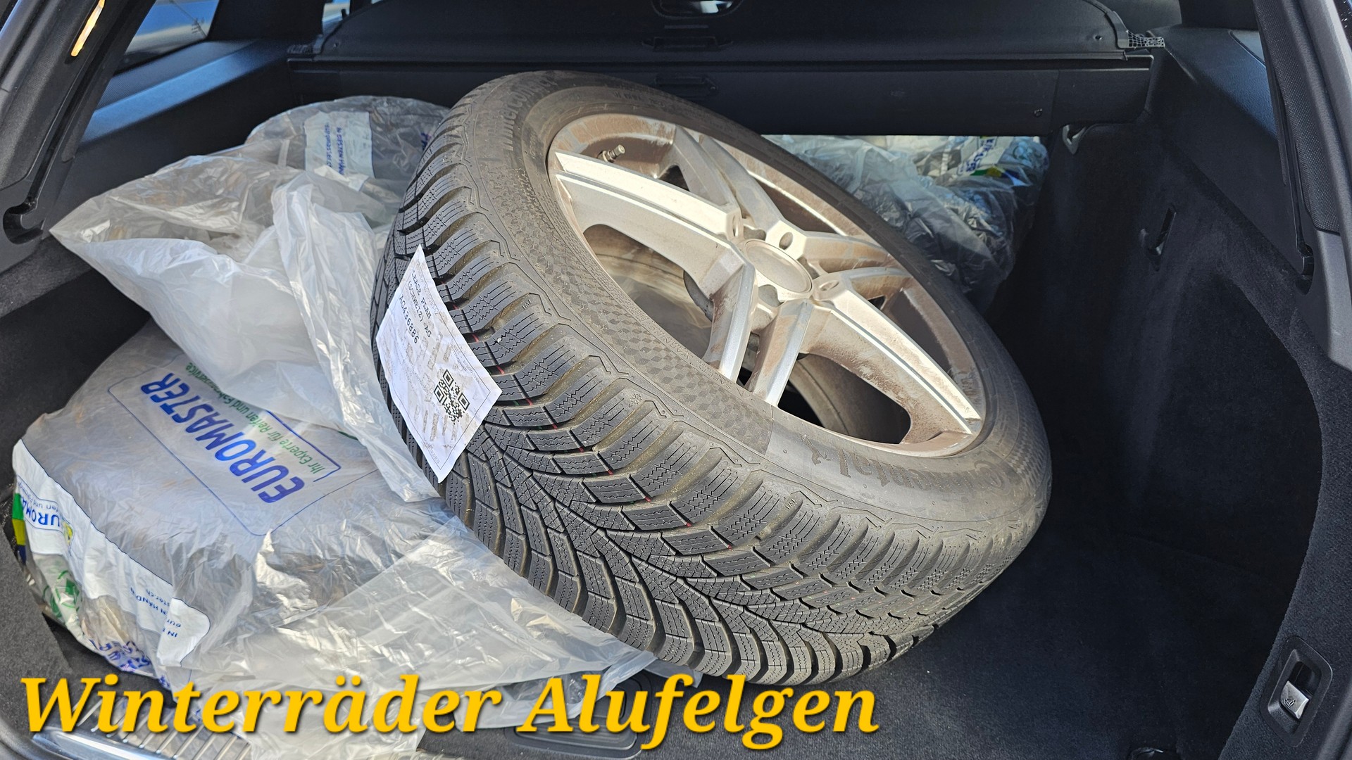 MERCEDES-BENZ C 250 d Swiss Star AMG Line 4Matic 9G-Tronic-image-15