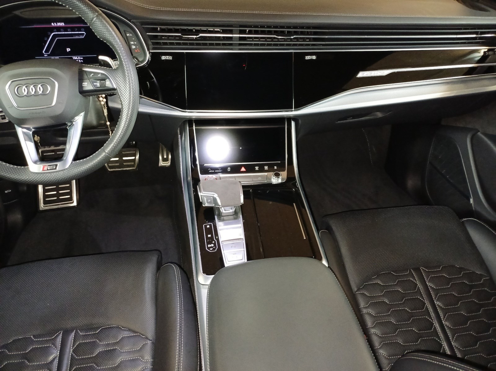 AUDI RSQ8 quattro tiptronic-image-10