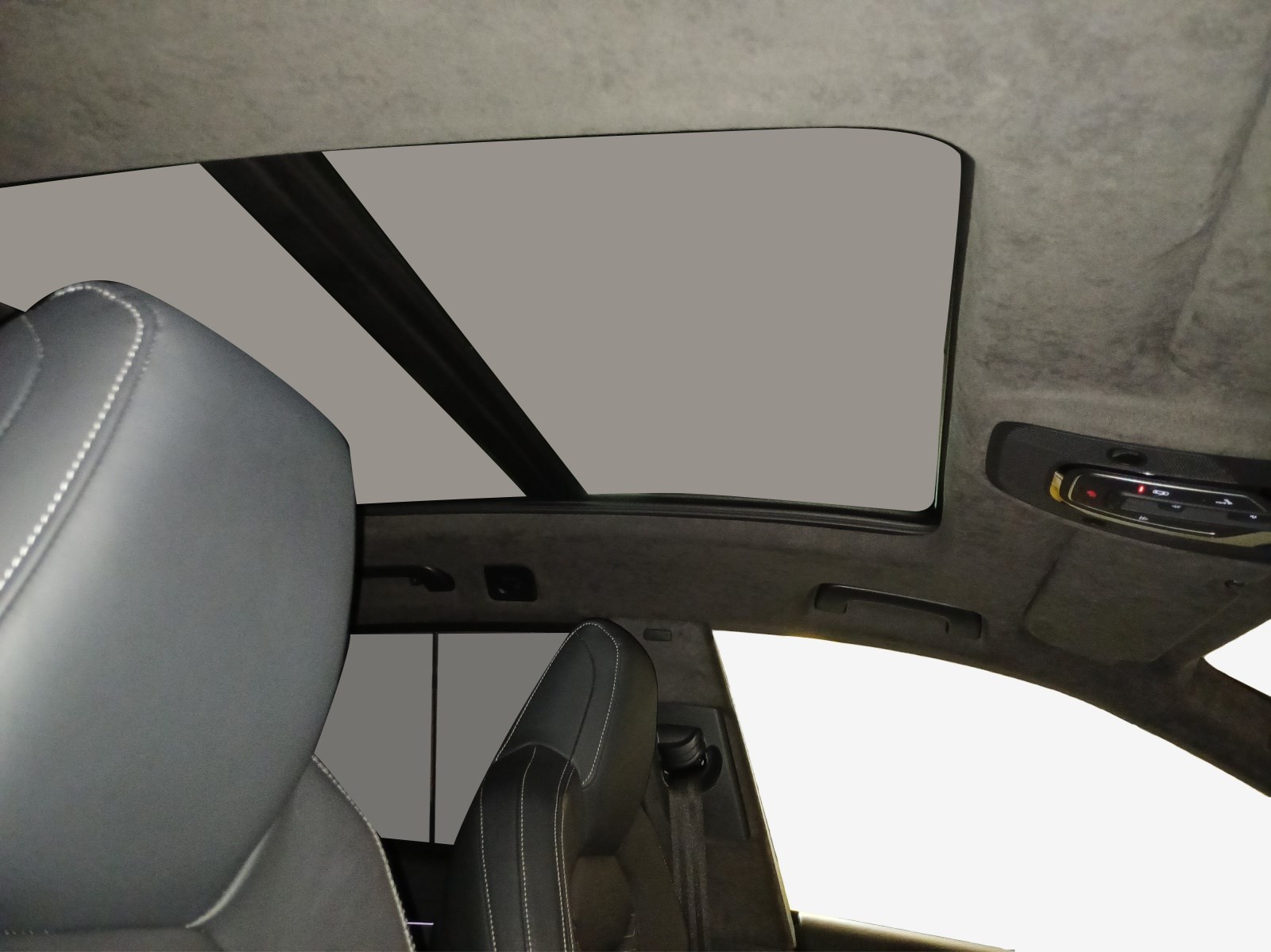AUDI RSQ8 quattro tiptronic-image-13