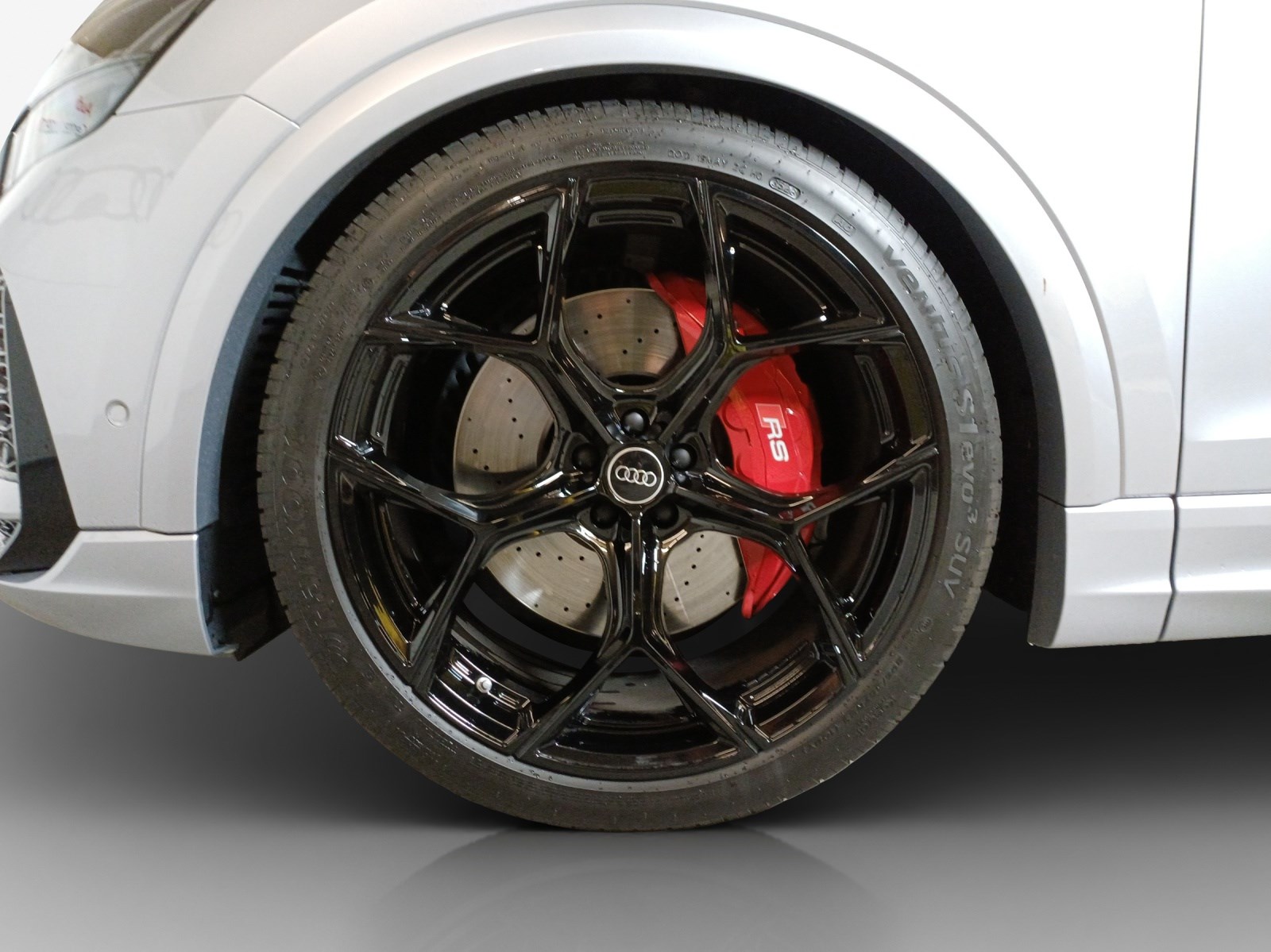 AUDI RSQ8 quattro tiptronic-image-15