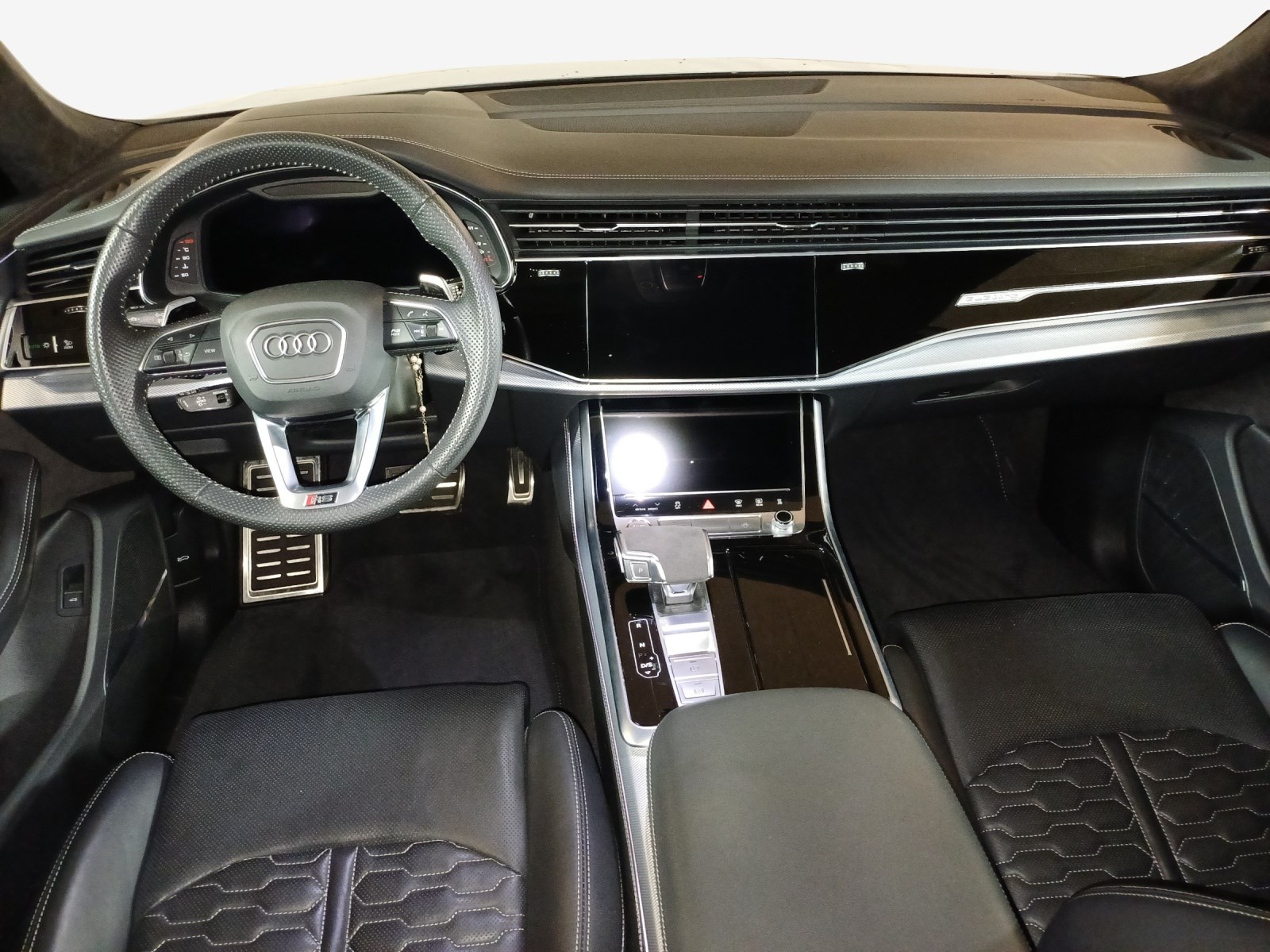 AUDI RSQ8 quattro tiptronic-image-8
