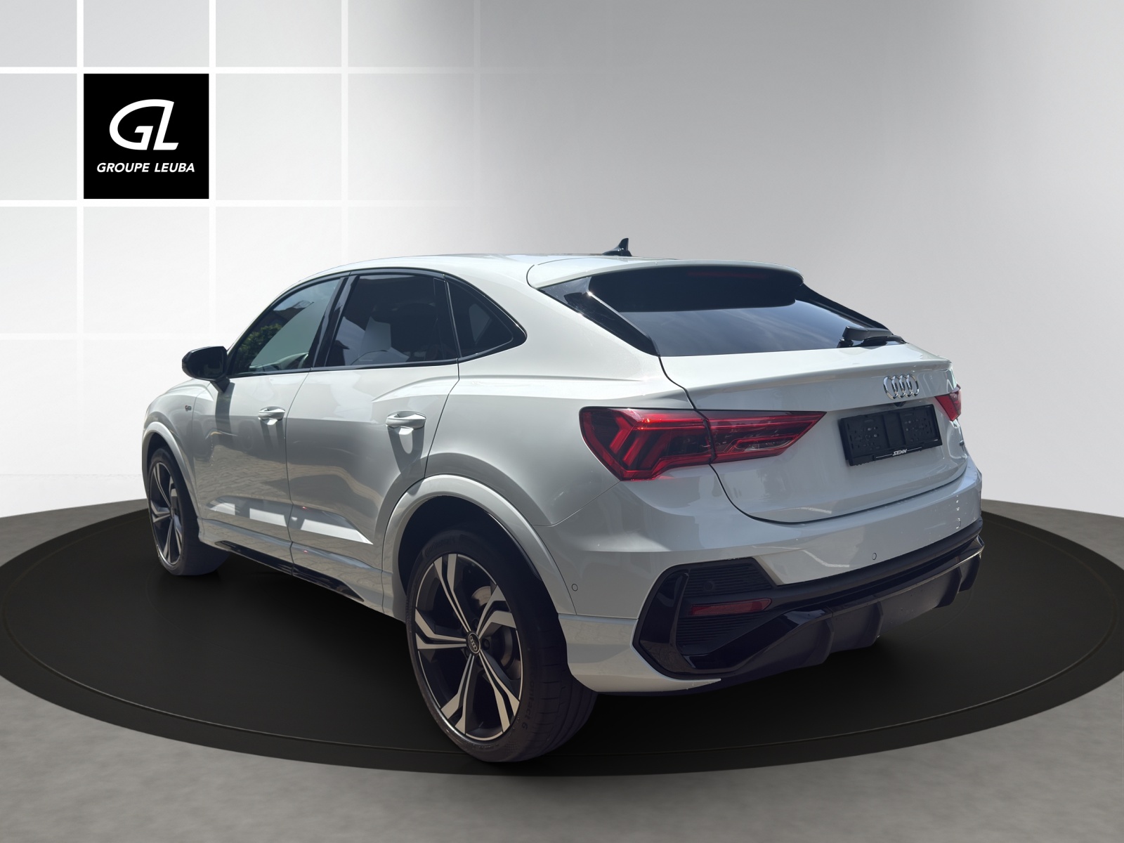 AUDI Q3 SB 40 TDI S line qu-showroom-element-3