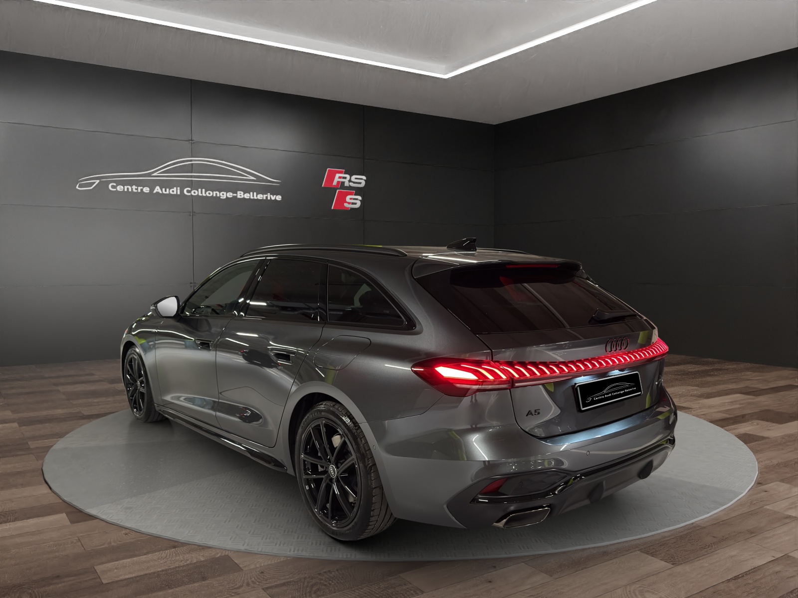 AUDI A5 Avant e-hybrid quattro Attraction 220 kW S tronic-showroom-element-3