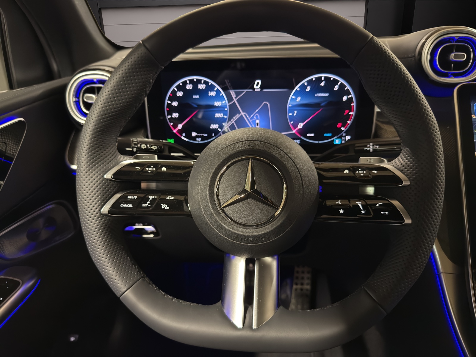 Image MERCEDES-BENZ GLC-300 GLC 300 4Matic 9G-Tronic