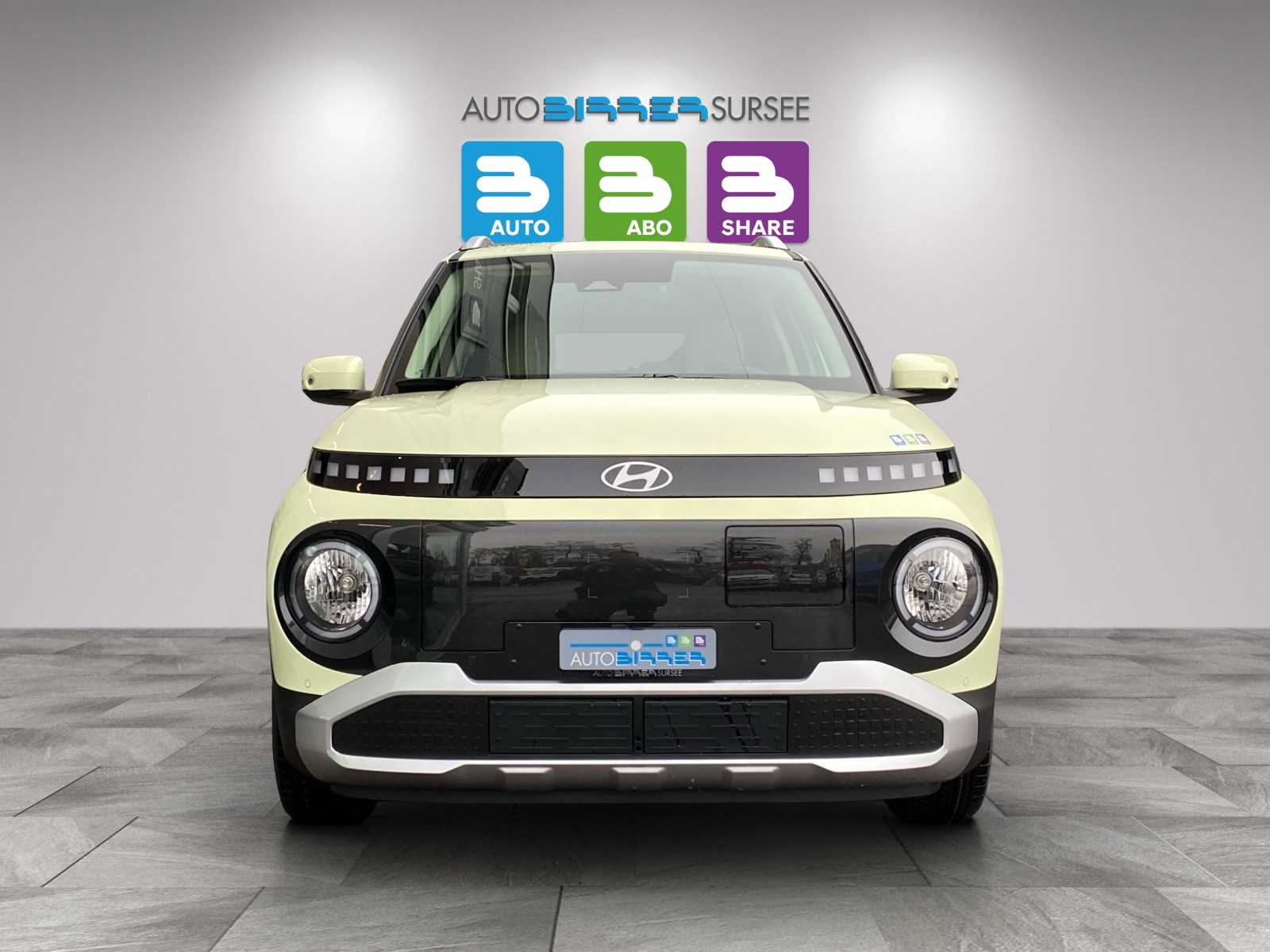 HYUNDAI Inster Electric Amplia-showroom-element-1