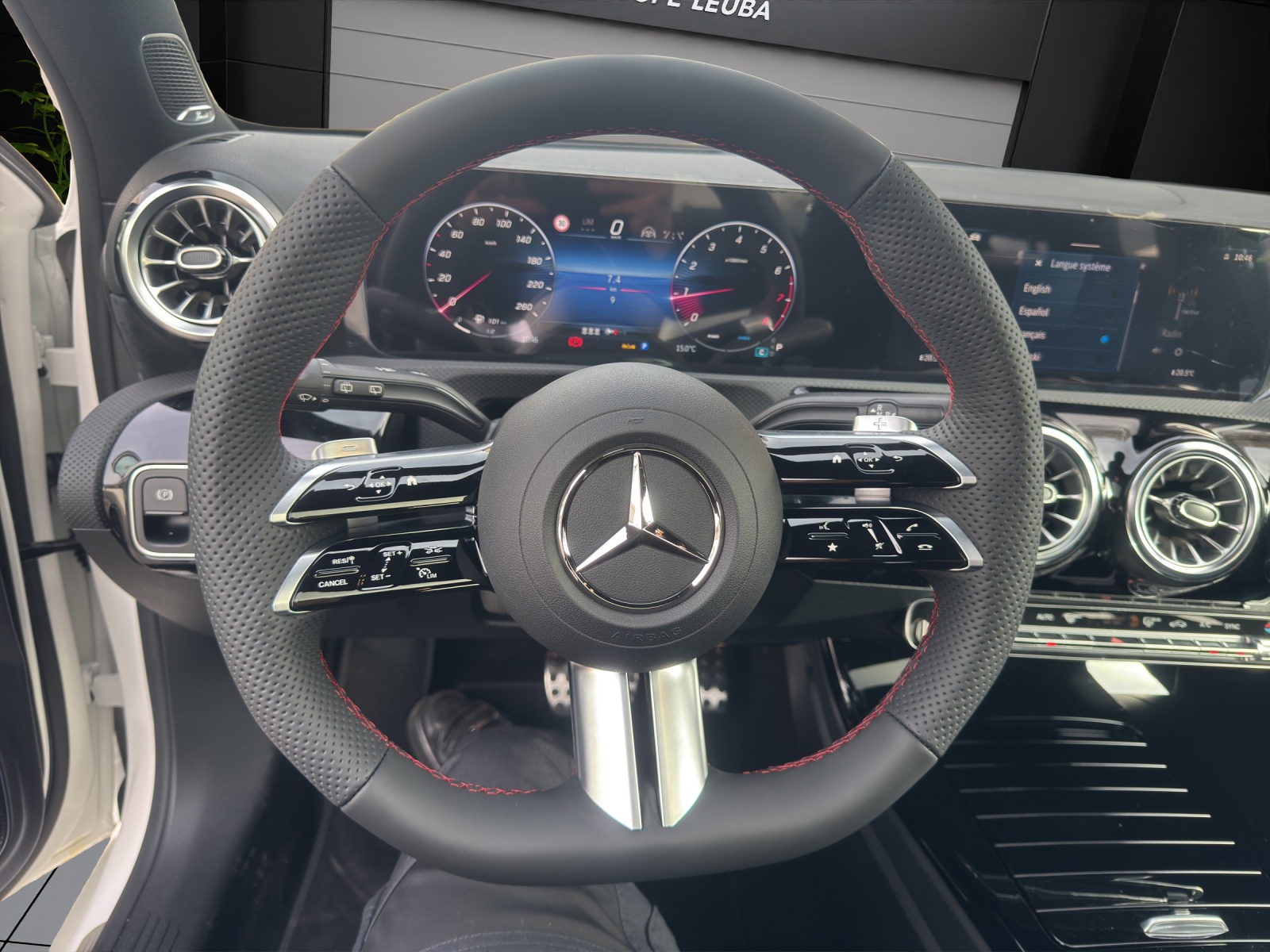 Image MERCEDES-BENZ A-200 A 200 Night Star 7G-DCT